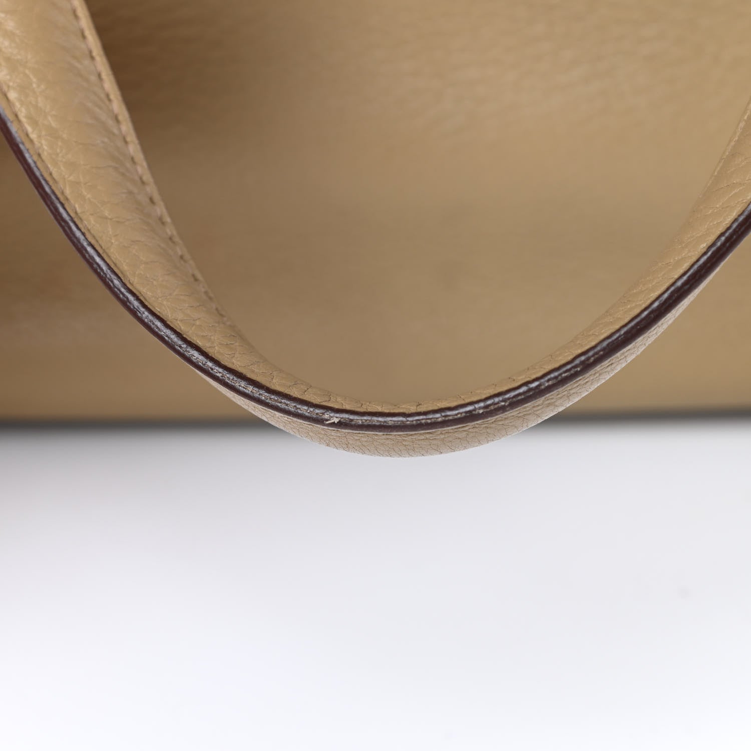 Hermes Taurillon Clemence Victoria II Cabas 32 Camel 17 of 18