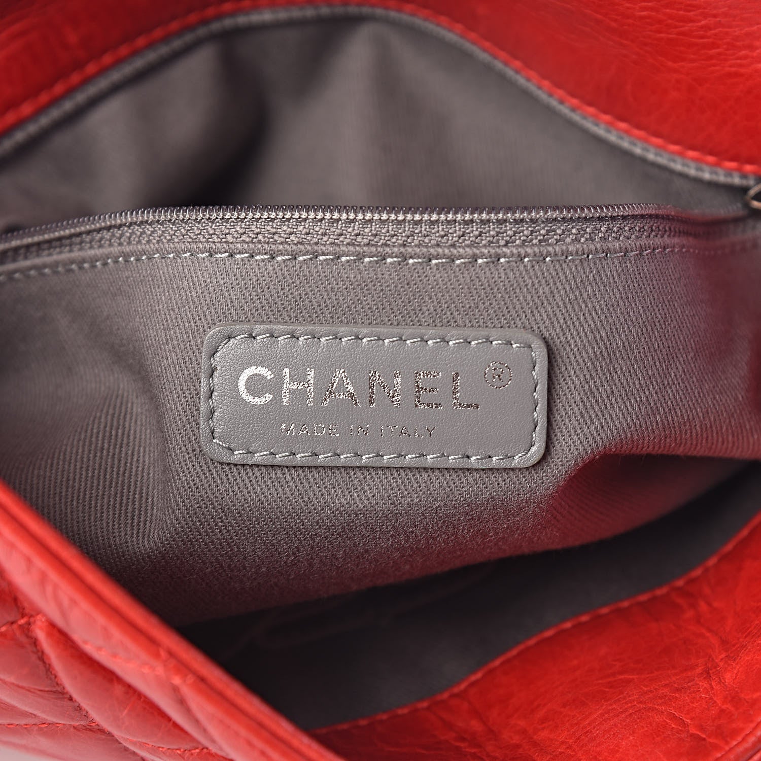 Chanel Glazed Calfskin Hobo Red 6 of 10