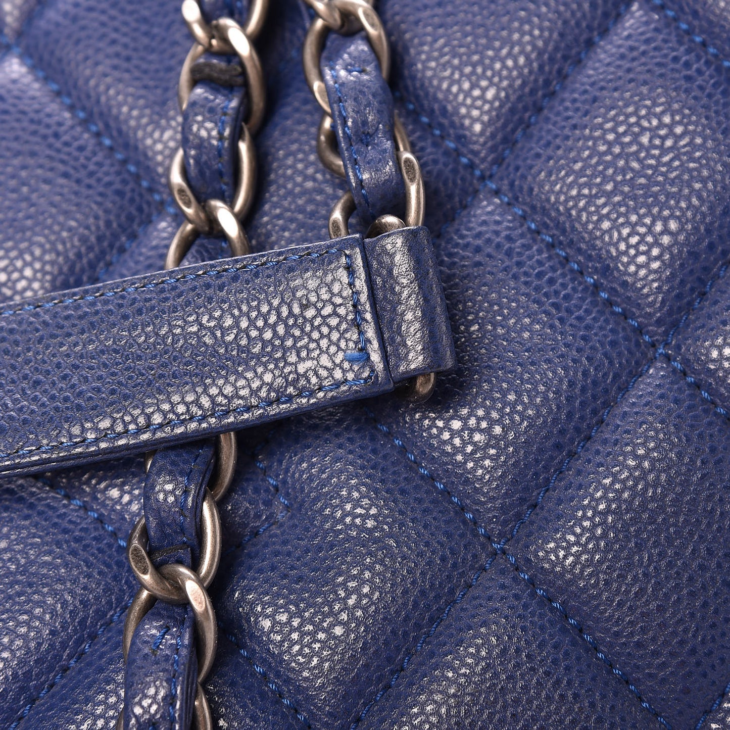 Caviar Quilted XXL Grand Shopping Tote GST Navy Blue