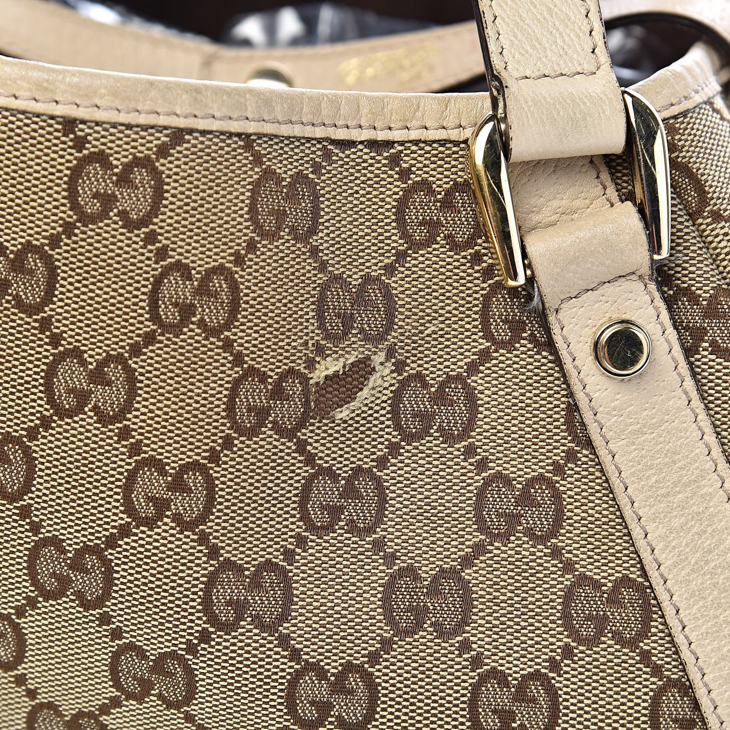 Gucci Monogram Medium Abbey Shoulder Bag Off White 14 of 21