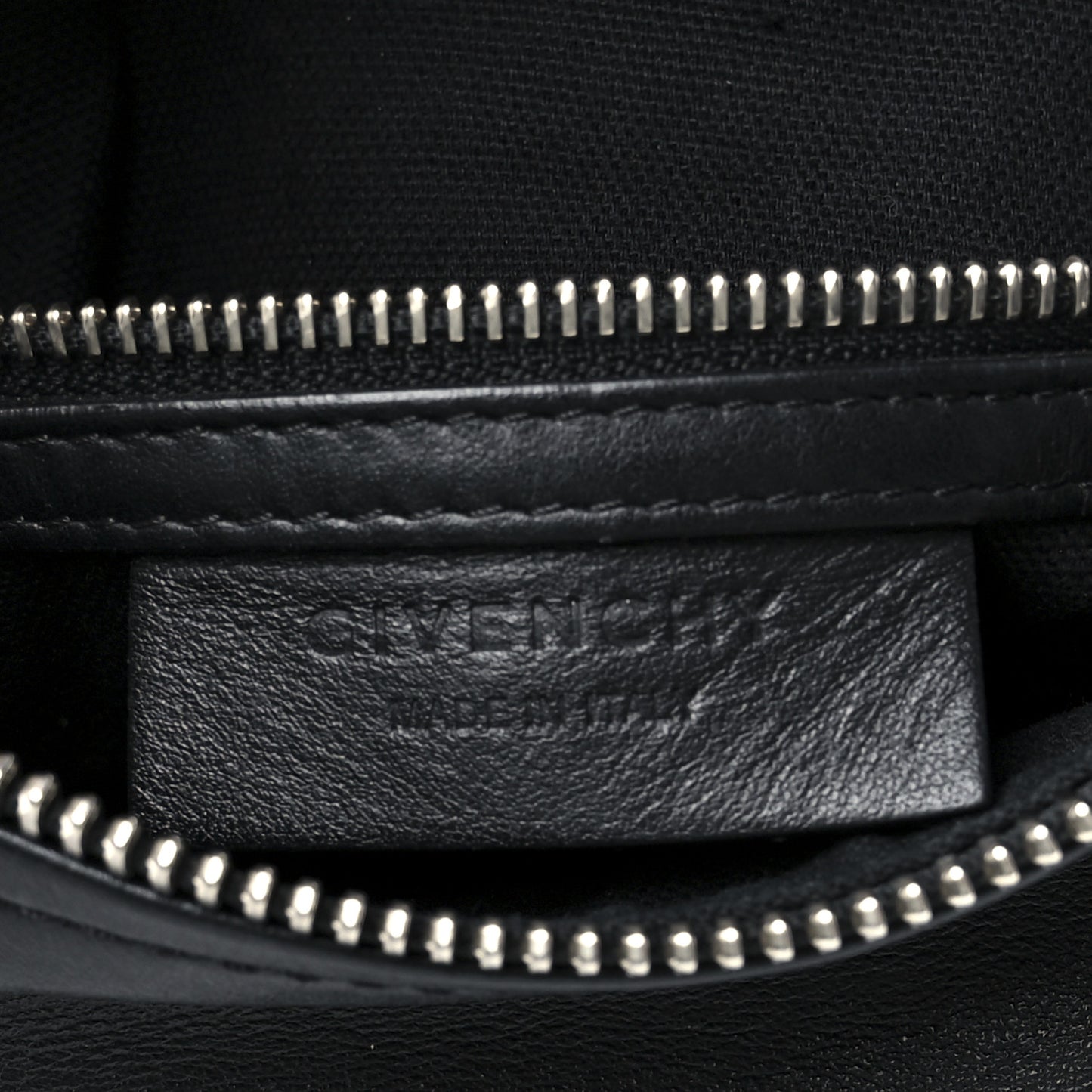 Calfskin Medium Pandora Logo Strap Black