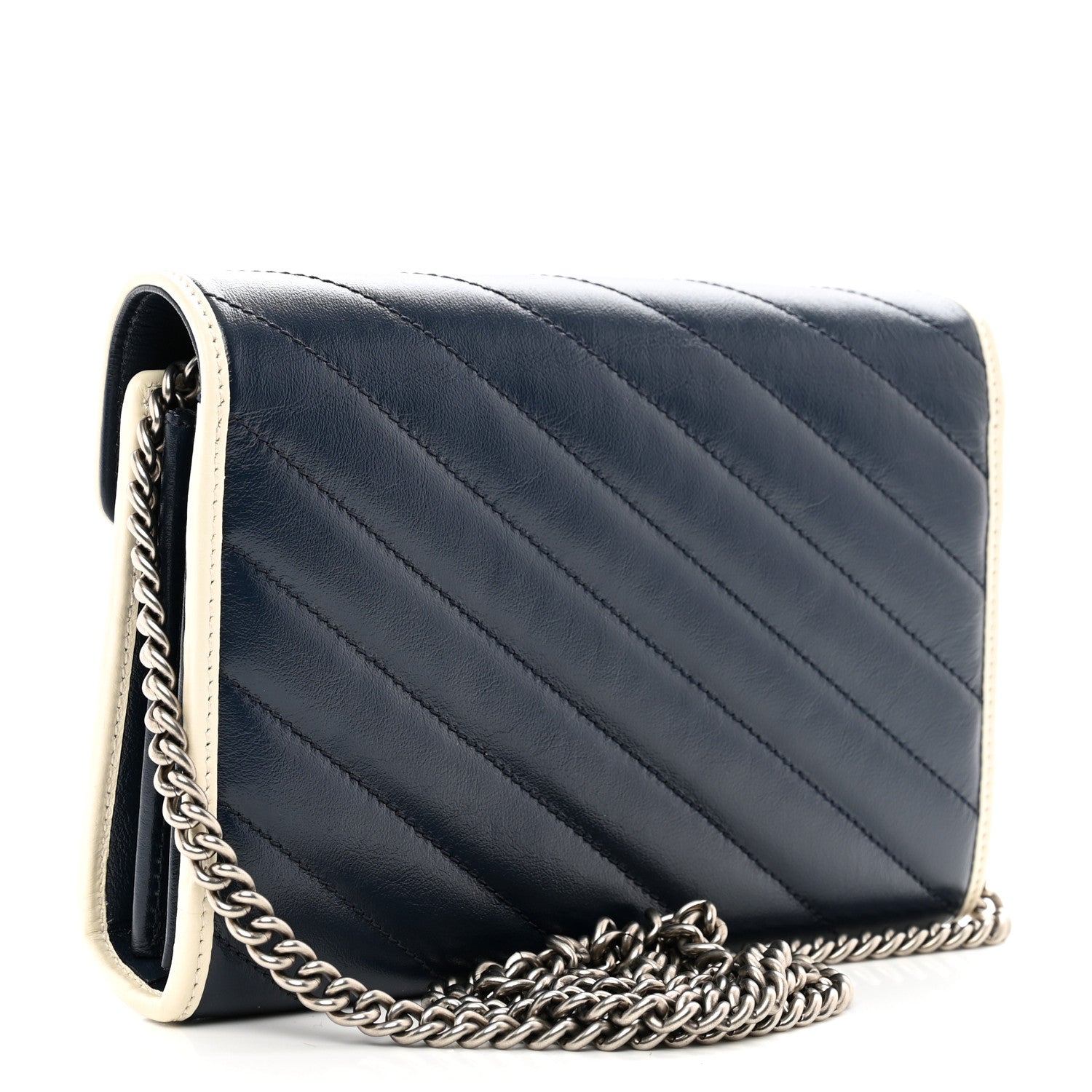 Gucci Vintage Effect Calfskin Matelasse Diagonal Torchon GG Marmont Chain Wallet Blue Agata Mystic White 3 of 11