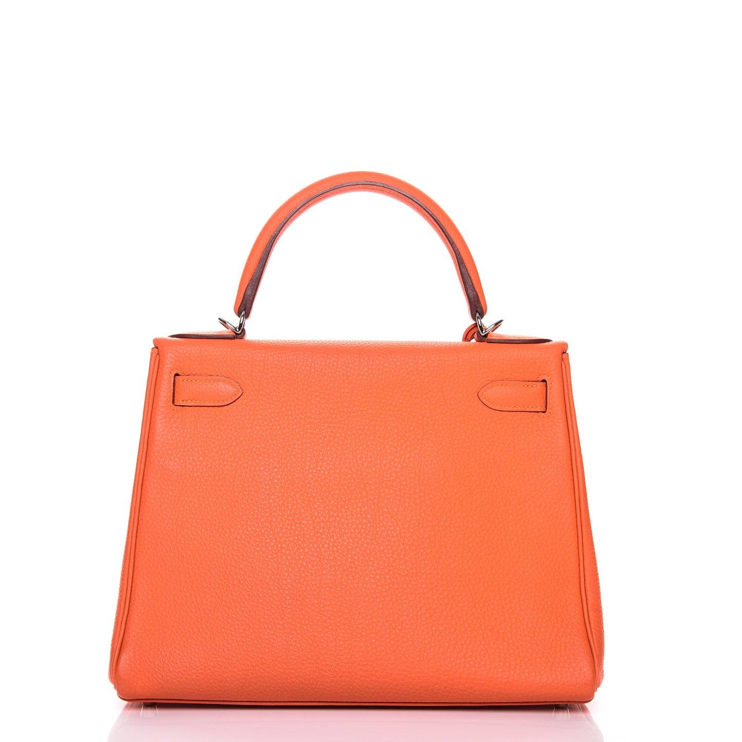 Togo Kelly Retourne 28 Feu