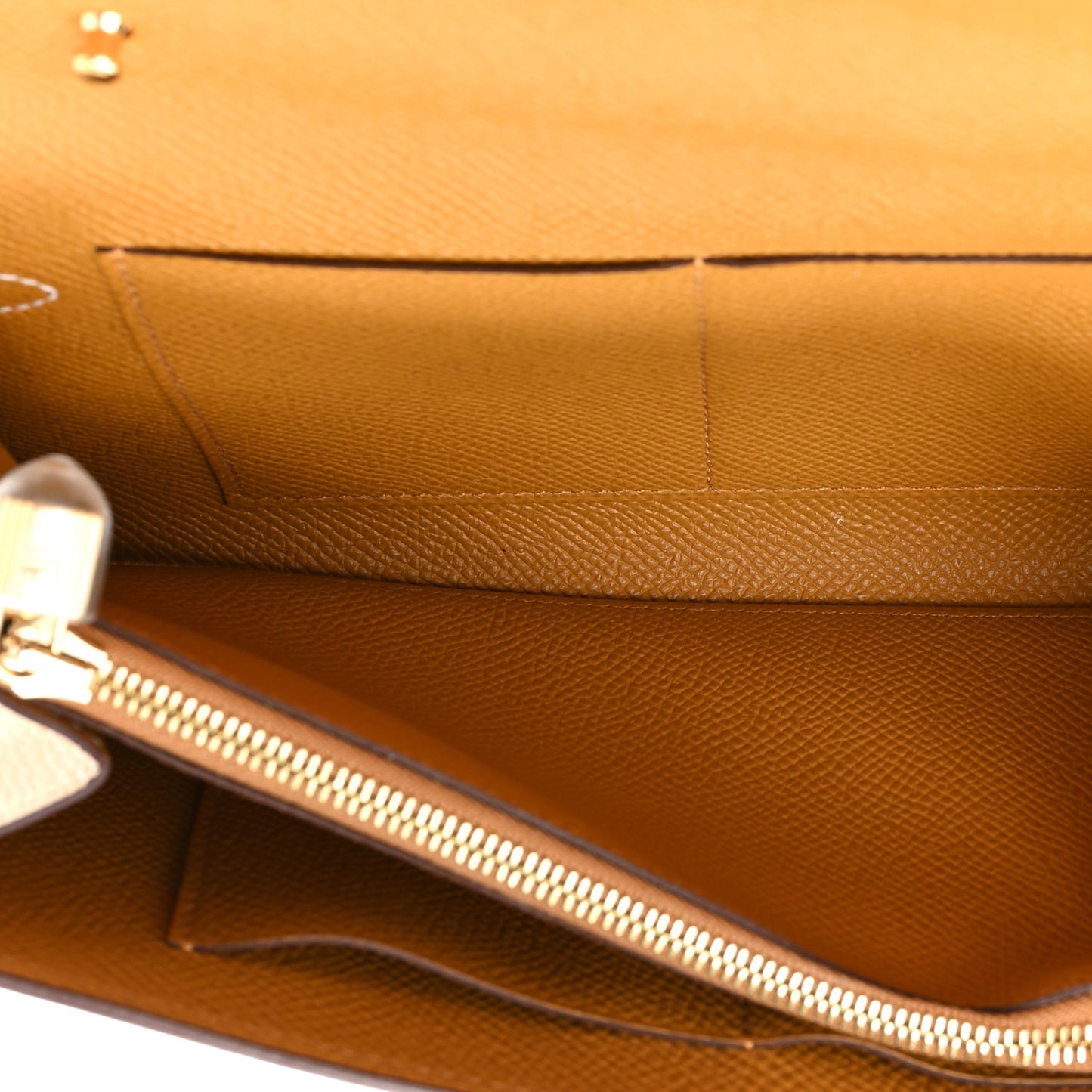 Epsom Verso Kelly Wallet To Go Nata Sesame