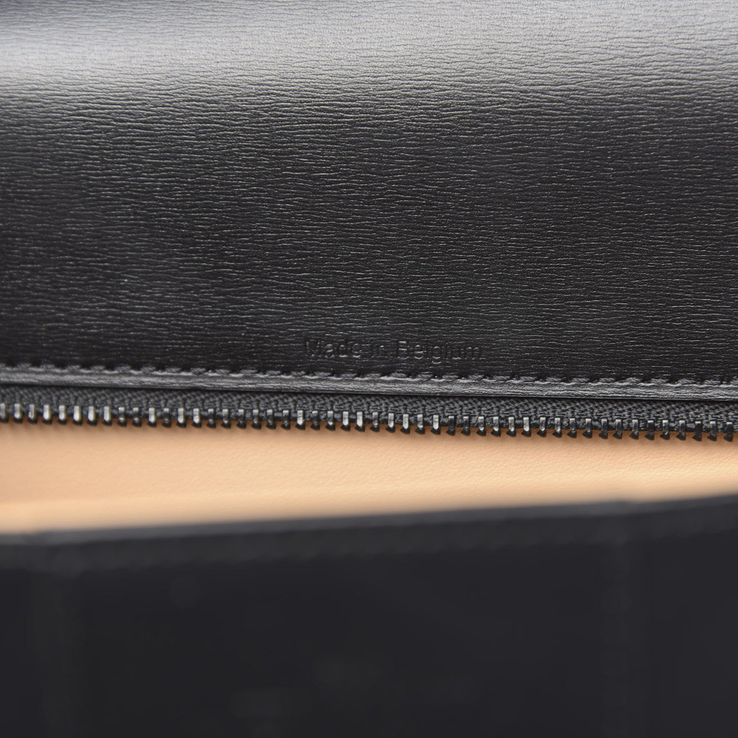 Calfskin GM L'Humour Brillant Satchel Black