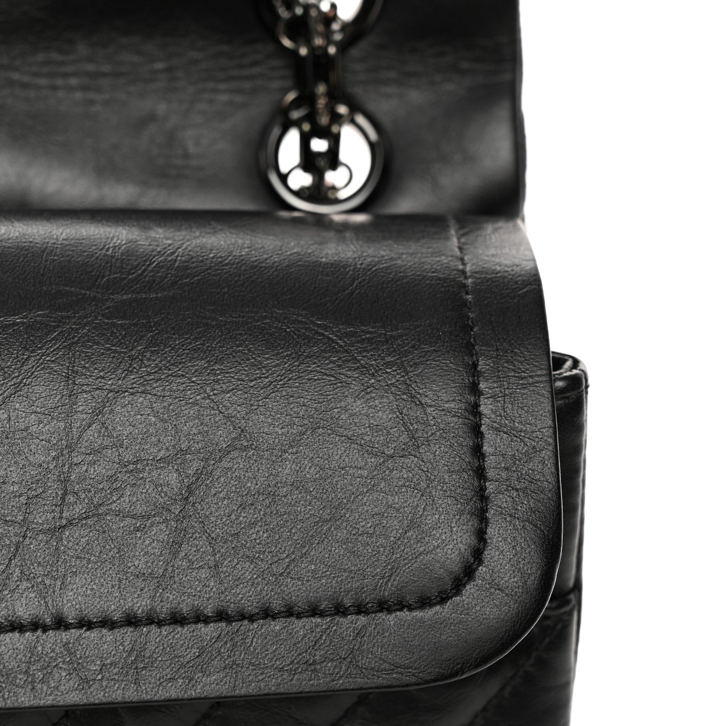 Aged Calfskin Chevron Quilted 2.55 Reissue 225 Flap So Black