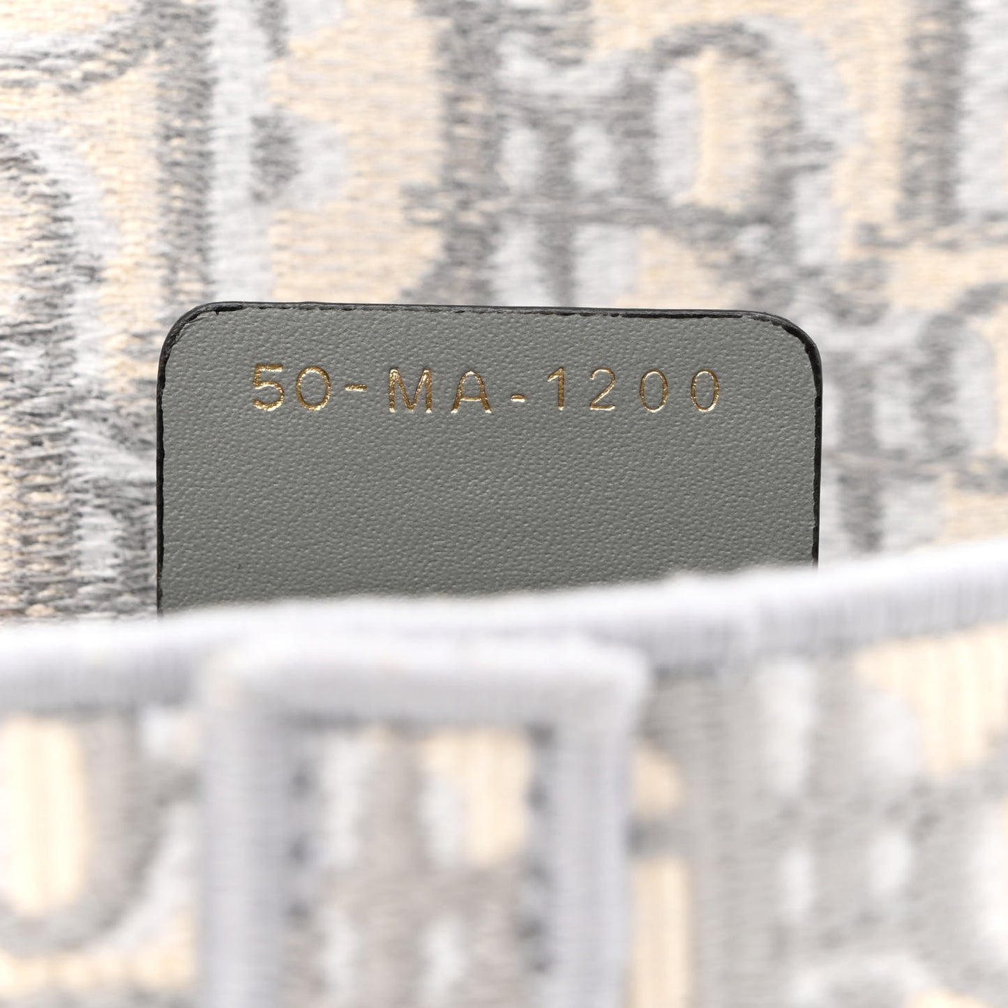 Oblique Slim Saddle Pouch Grey