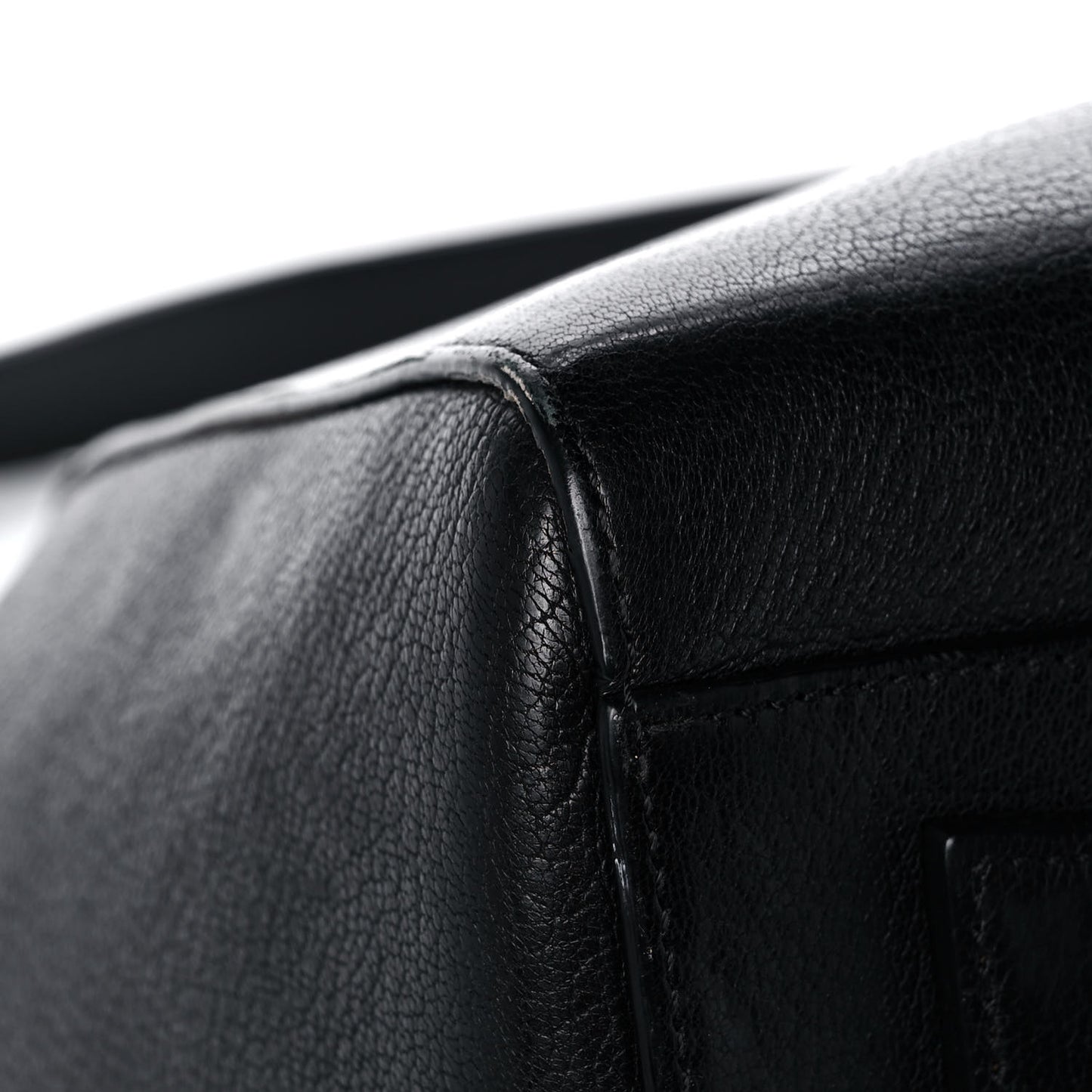 Sugar Goatskin Medium Antigona Black