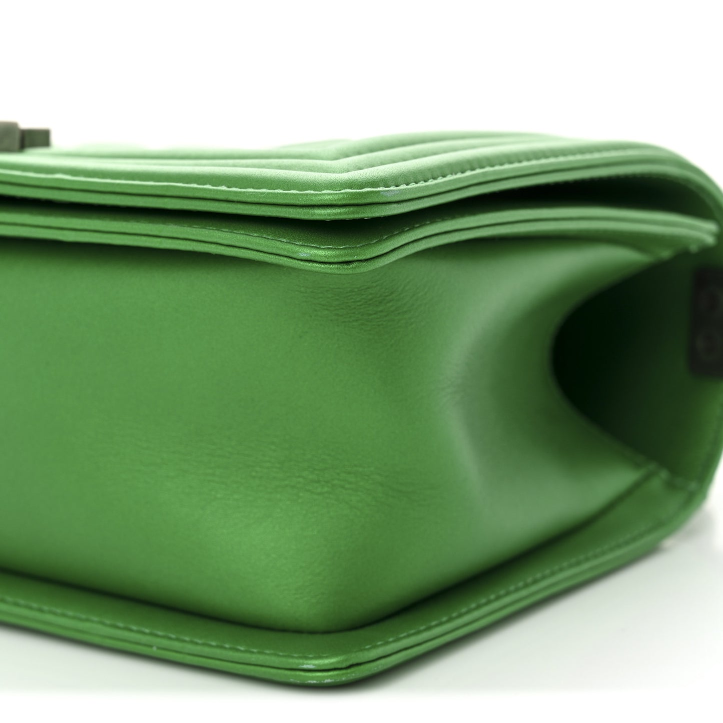 Metallic Calfskin Quilted Medium Boy Flap Green
