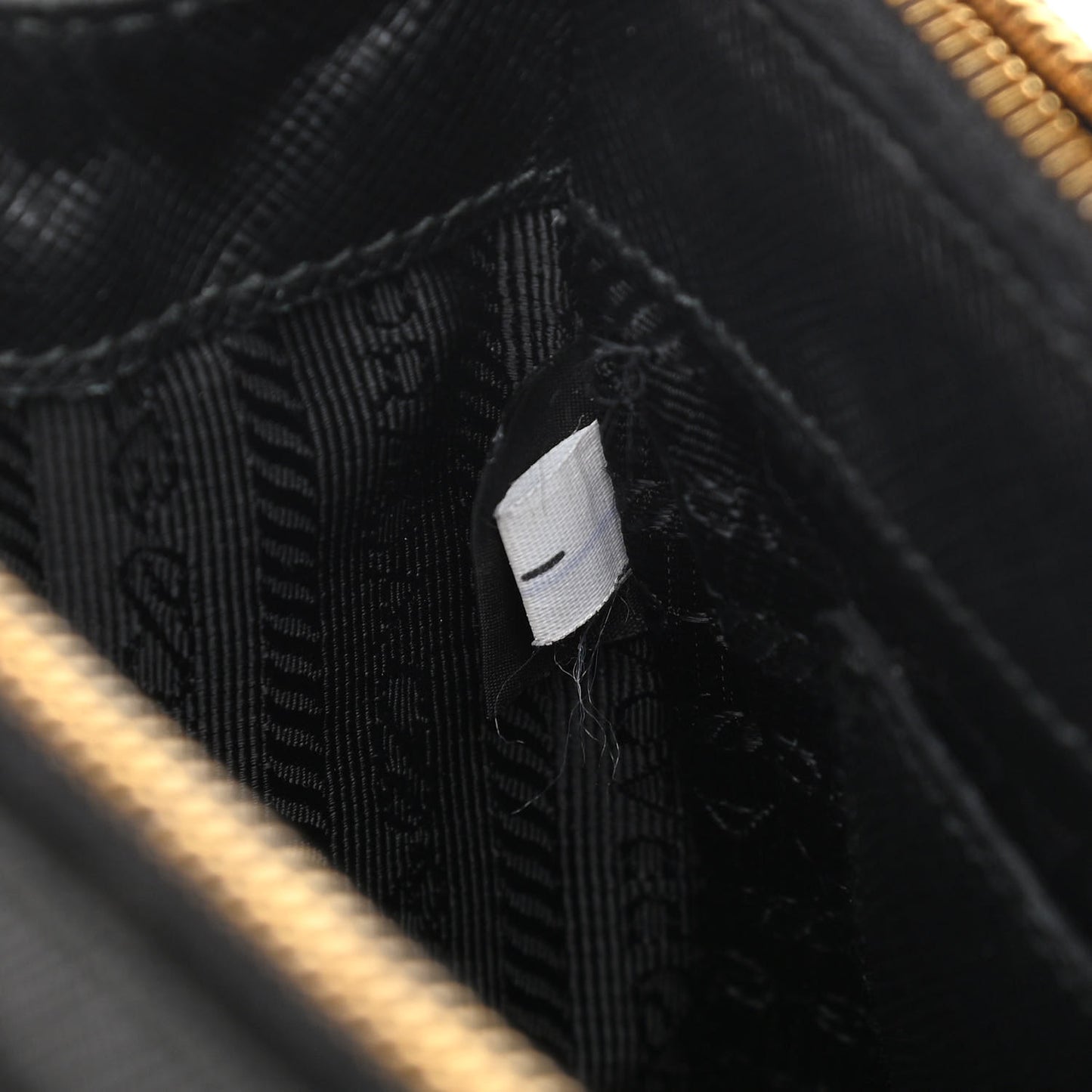 Saffiano Lux Micro Galleria Double Zip Tote Black
