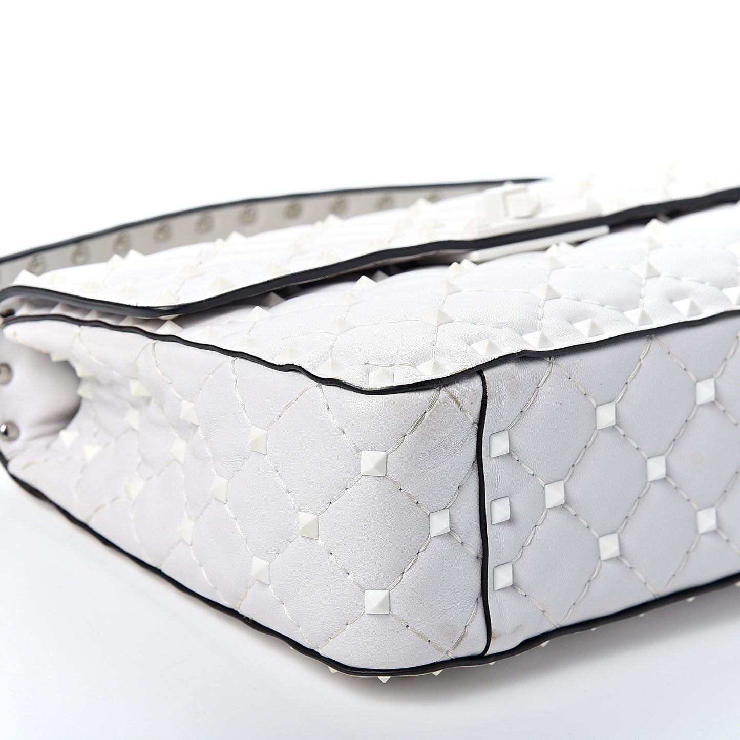 Lambskin Medium Free Rockstud Spike Shoulder Bag Optic White