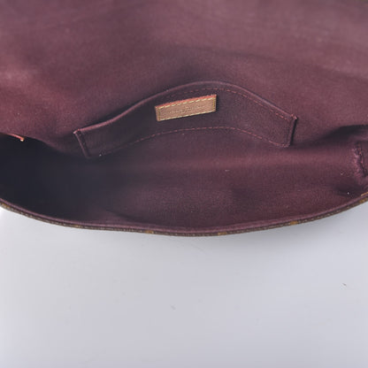 Louis Vuitton Monogram Favorite MM 6 of 10