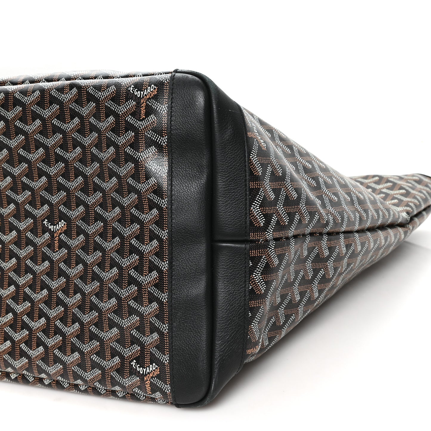 Goyardine Artois GM Black