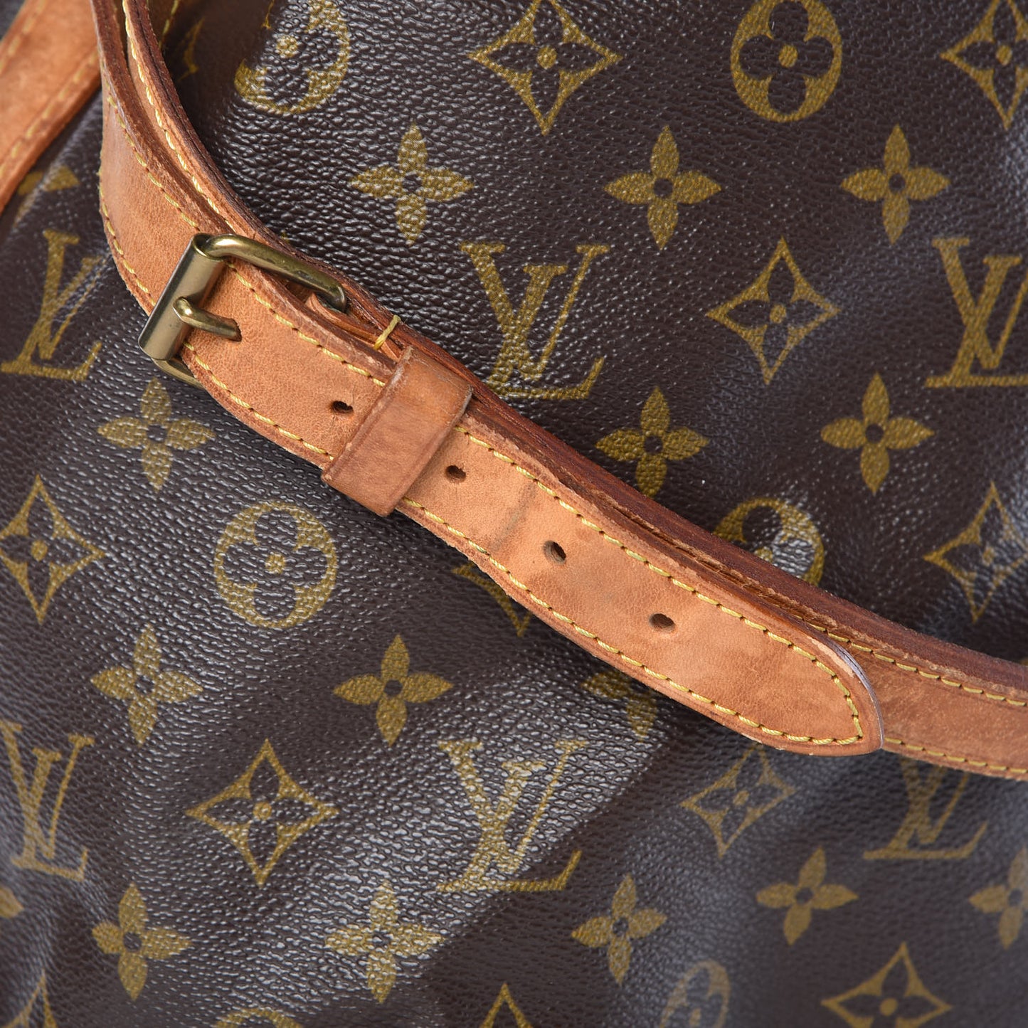 Monogram Noe