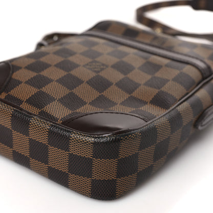 Louis Vuitton Damier Ebene Danube 21 8 of 8
