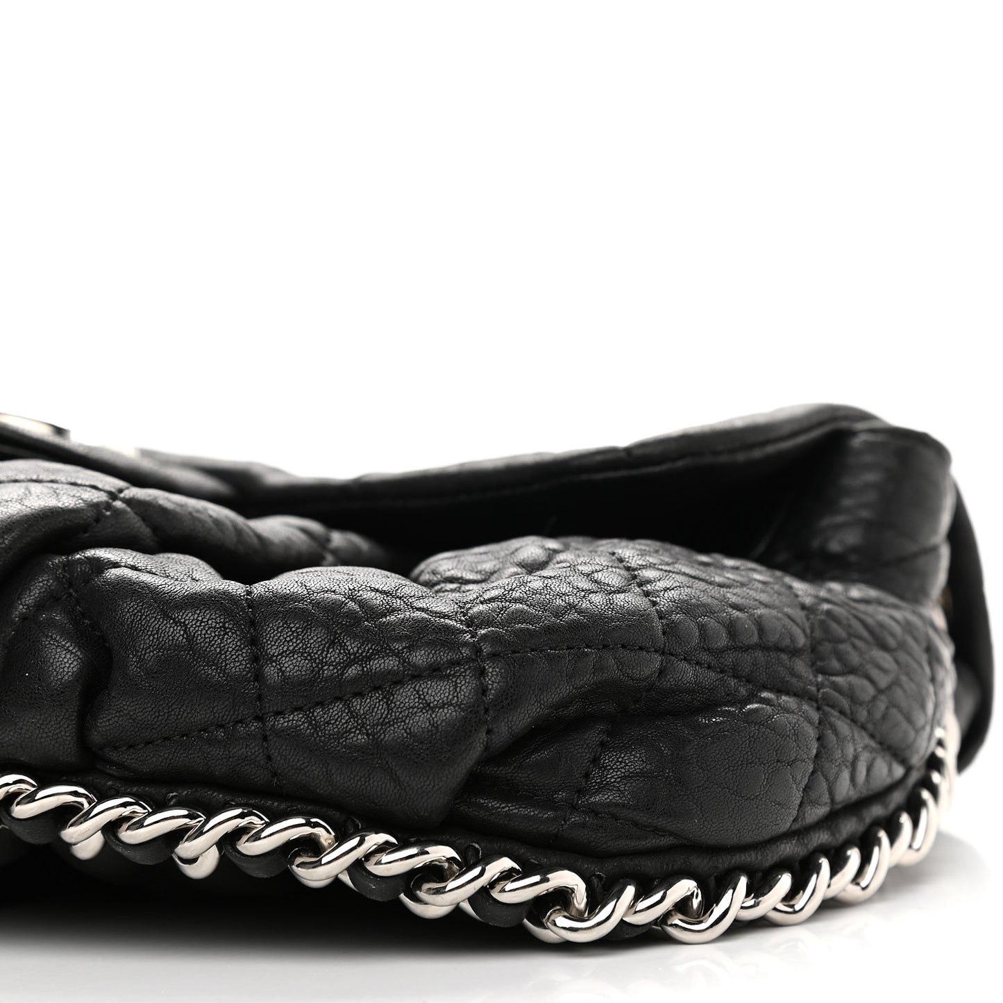 Washed Lambskin Quilted Medium Chain Around Messenger Black