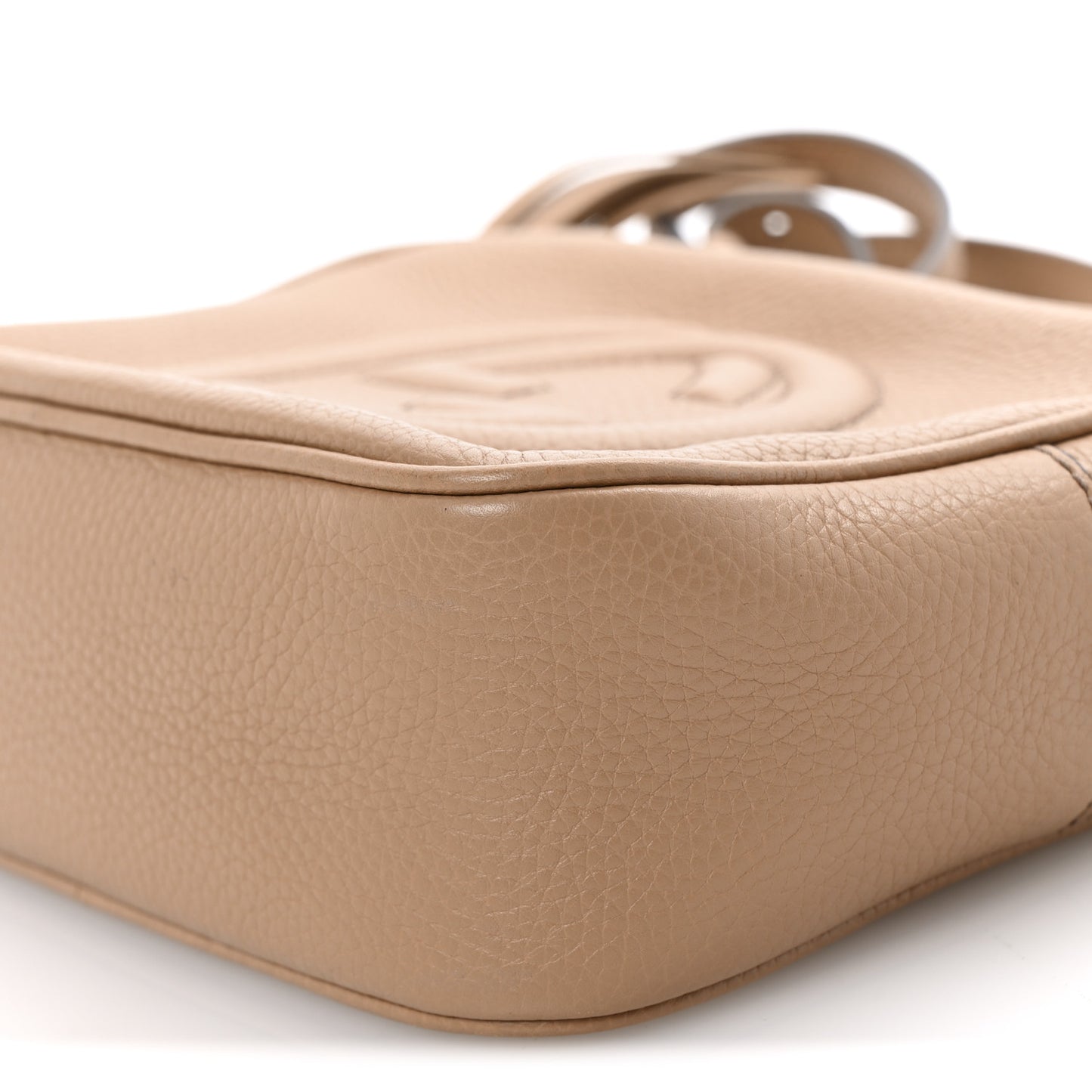 Pebbled Calfskin Small Soho Disco Bag Camelia
