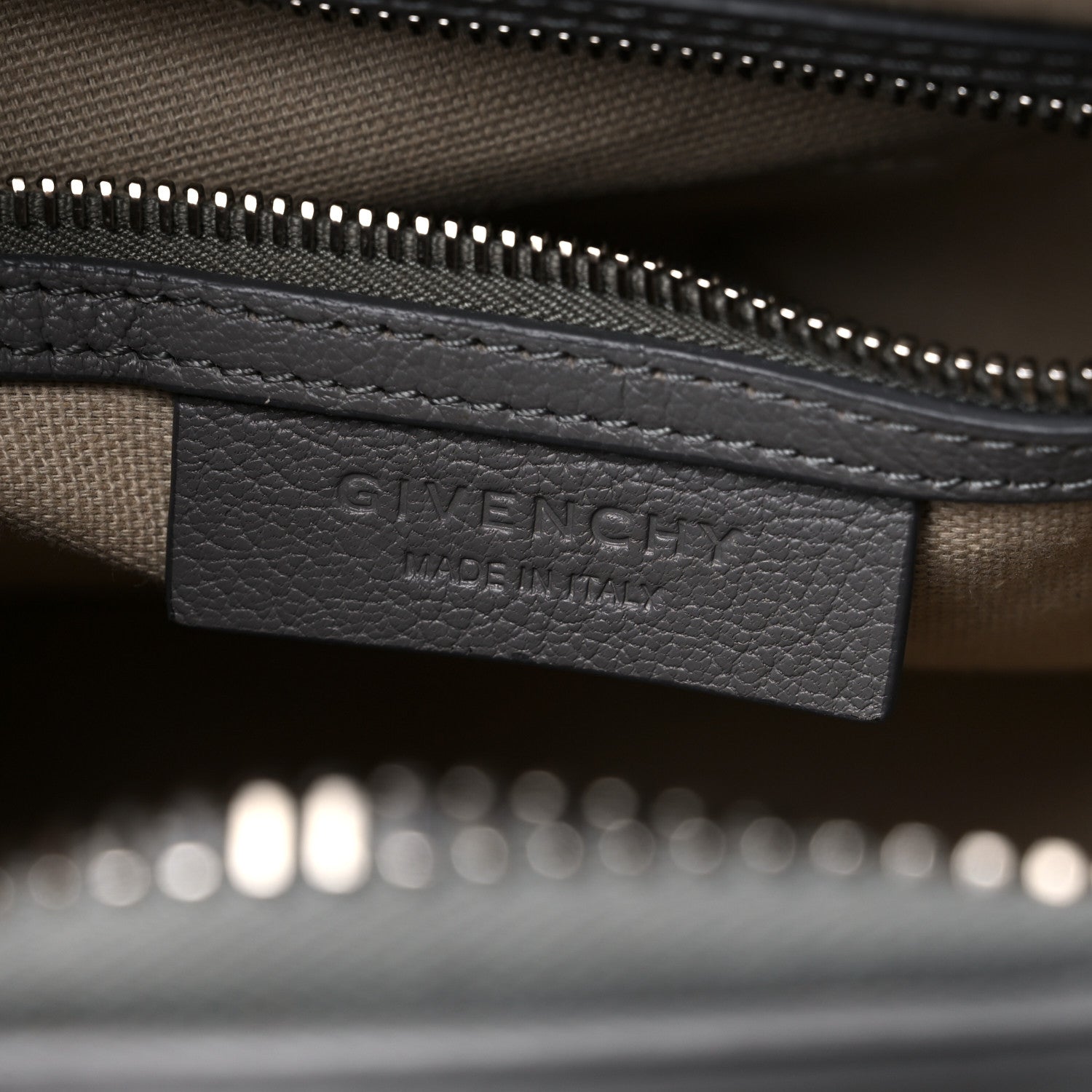 Givenchy Sugar Goatskin Mini Antigona Pearl Grey 6 of 12