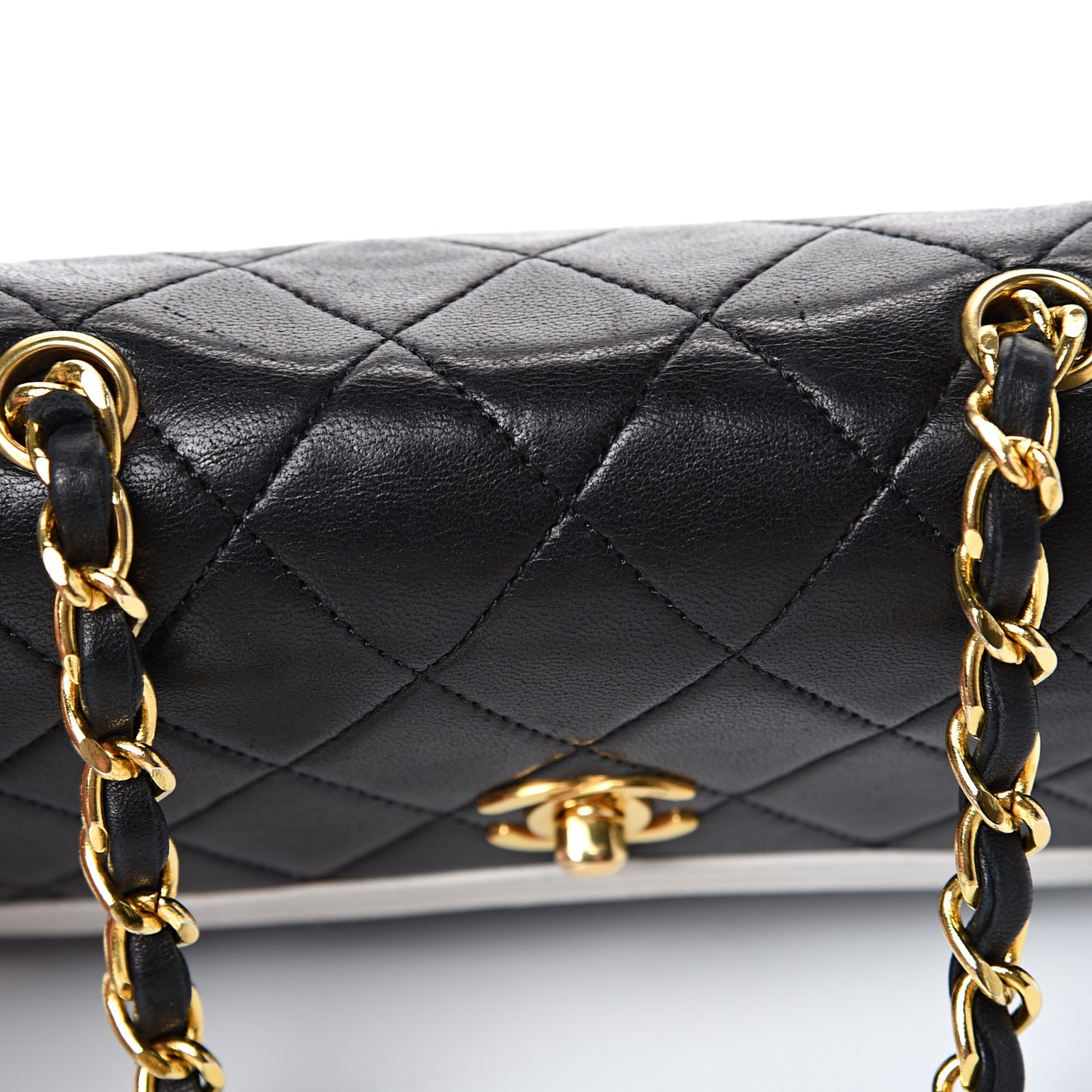 Lambskin Quilted Single Flap White Black