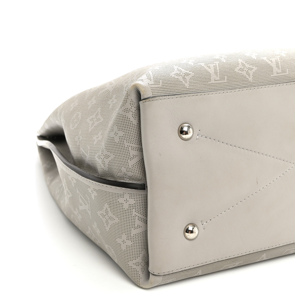 Louis Vuitton Reverse Mahina Carmel Hobo Gris Souris Gray 8 of 9