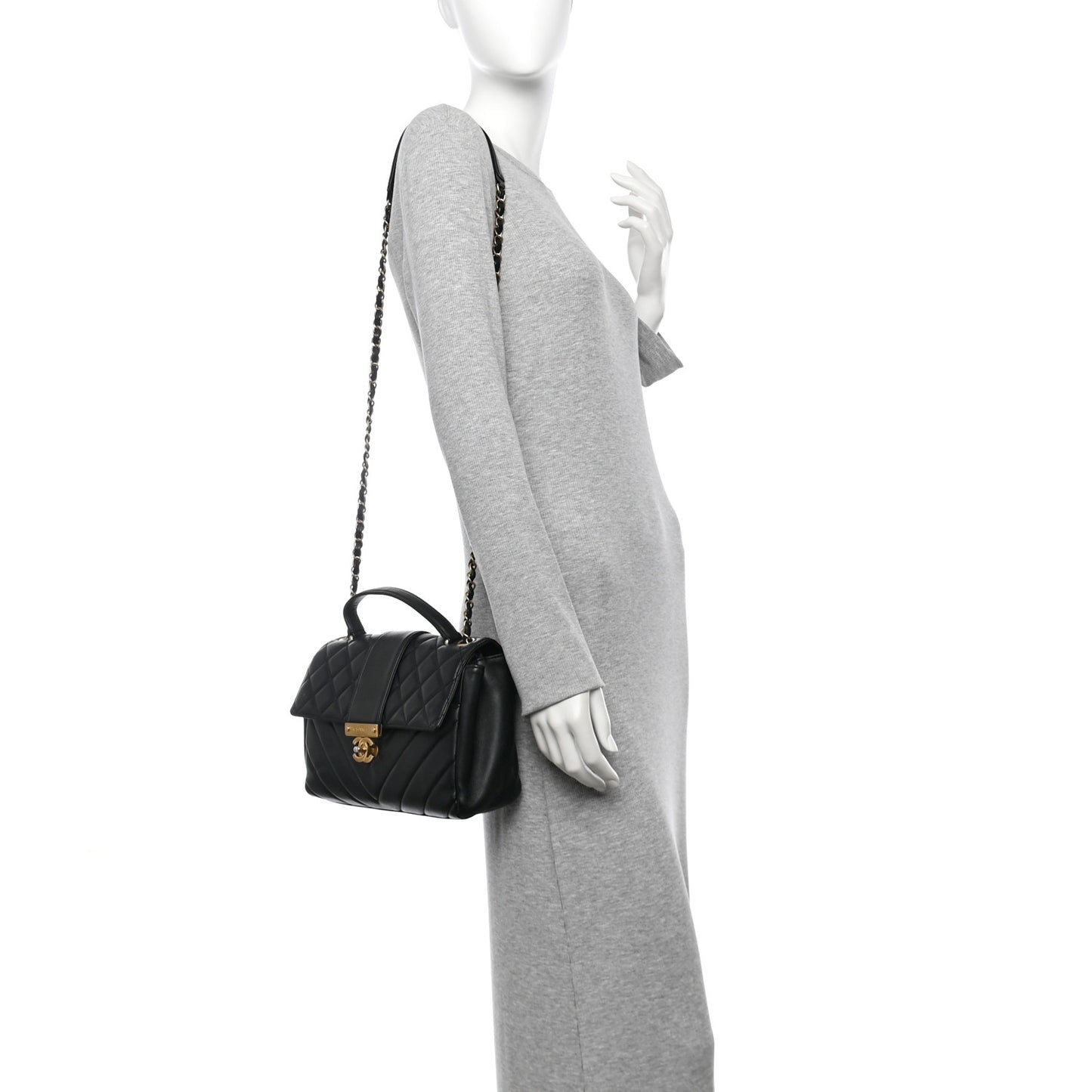 Calfskin Quilted Chevron In The City Bag Black