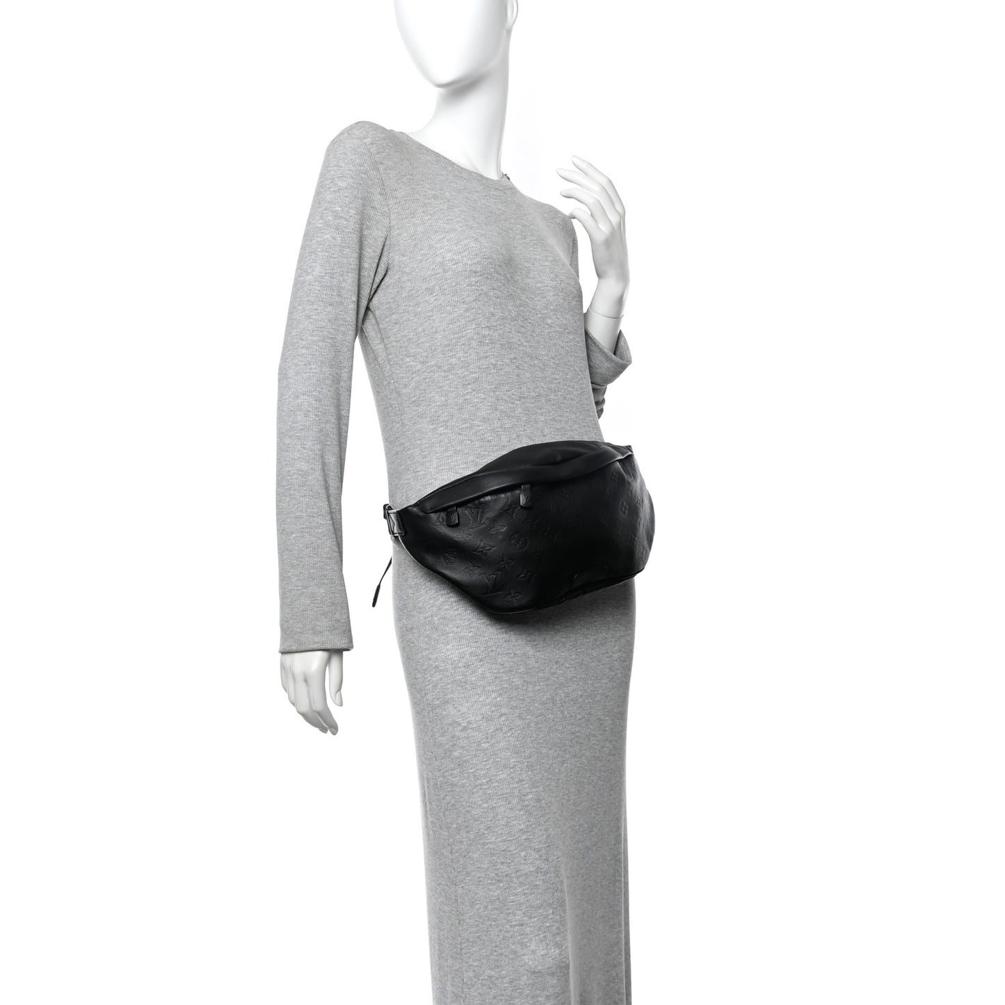 Calfskin Monogram Shadow Discovery Bumbag Black