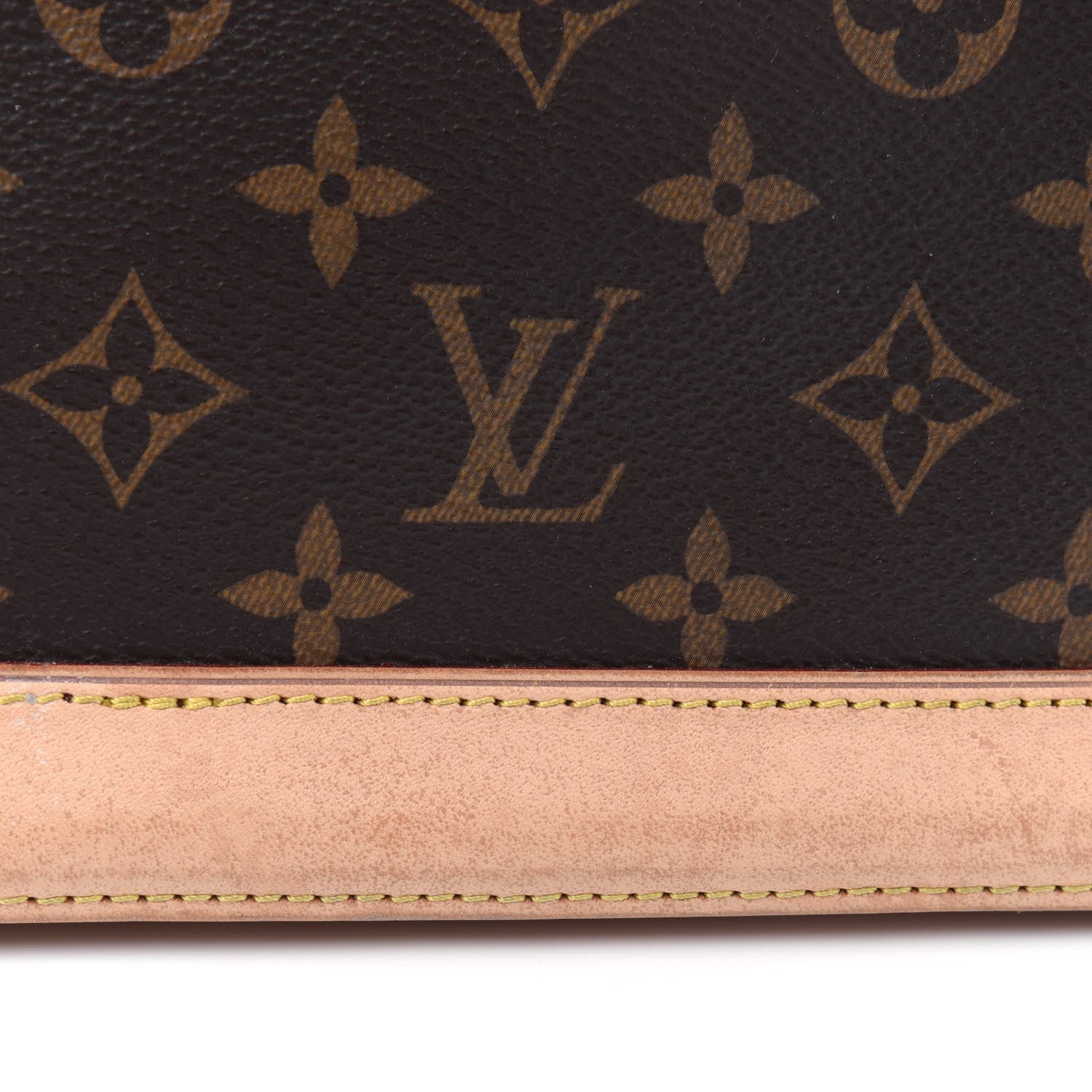 Louis Vuitton Monogram Alma BB 16 of 34