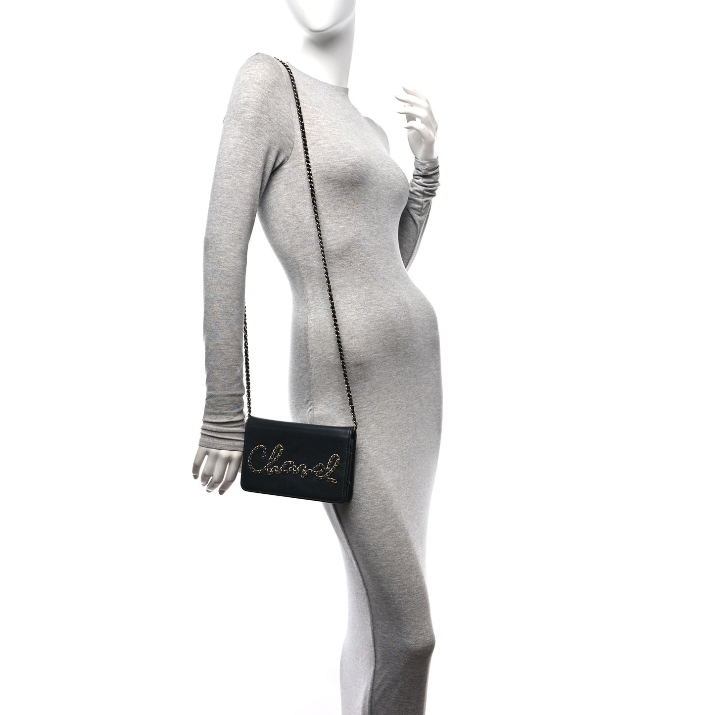 Calfskin Chain 20s Signe Wallet on Chain WOC Black