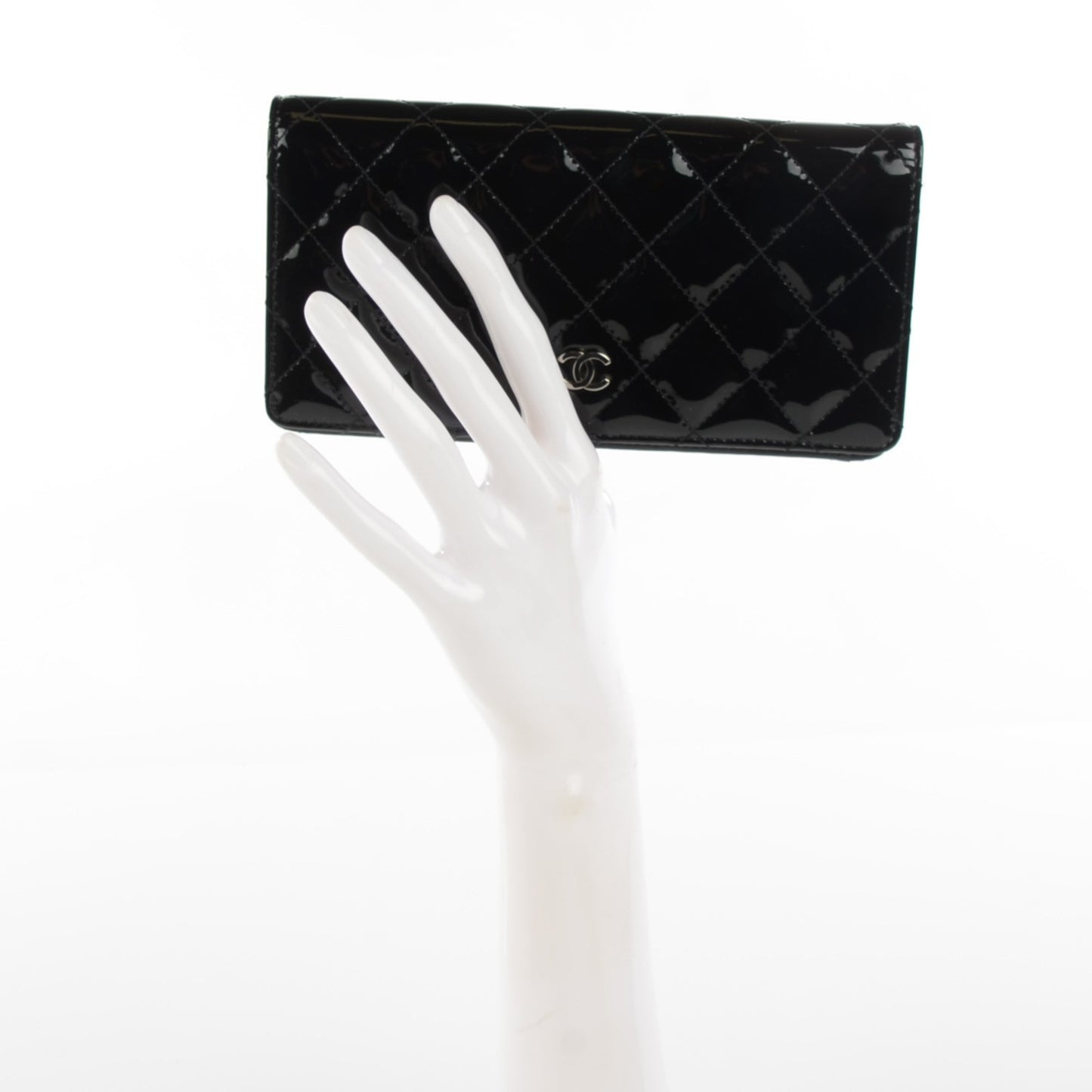 Patent Calfskin Quilted Yen Wallet Black