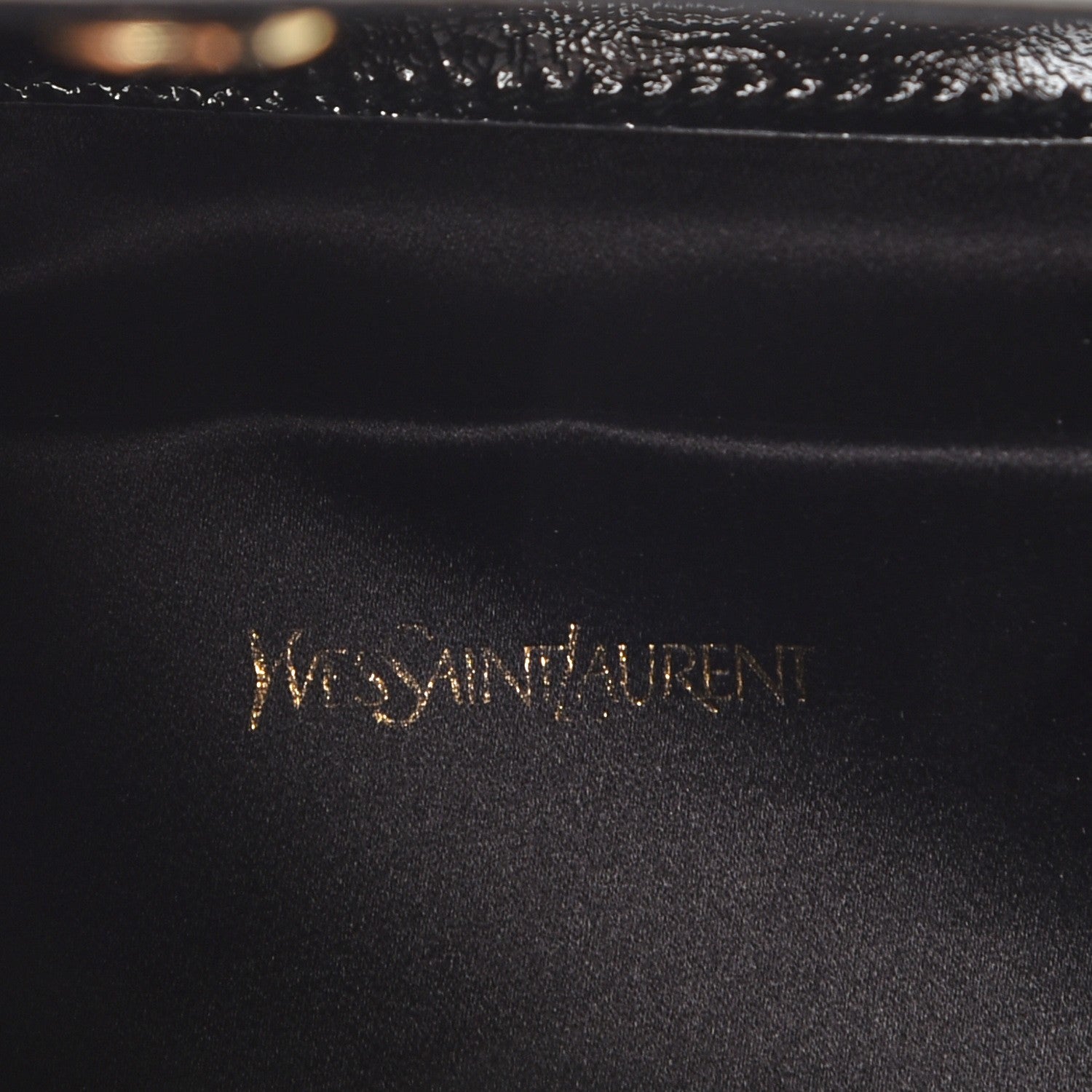 Saint Laurent Textured Patent Monogram Large Belle De Jour Clutch Black 6 of 8