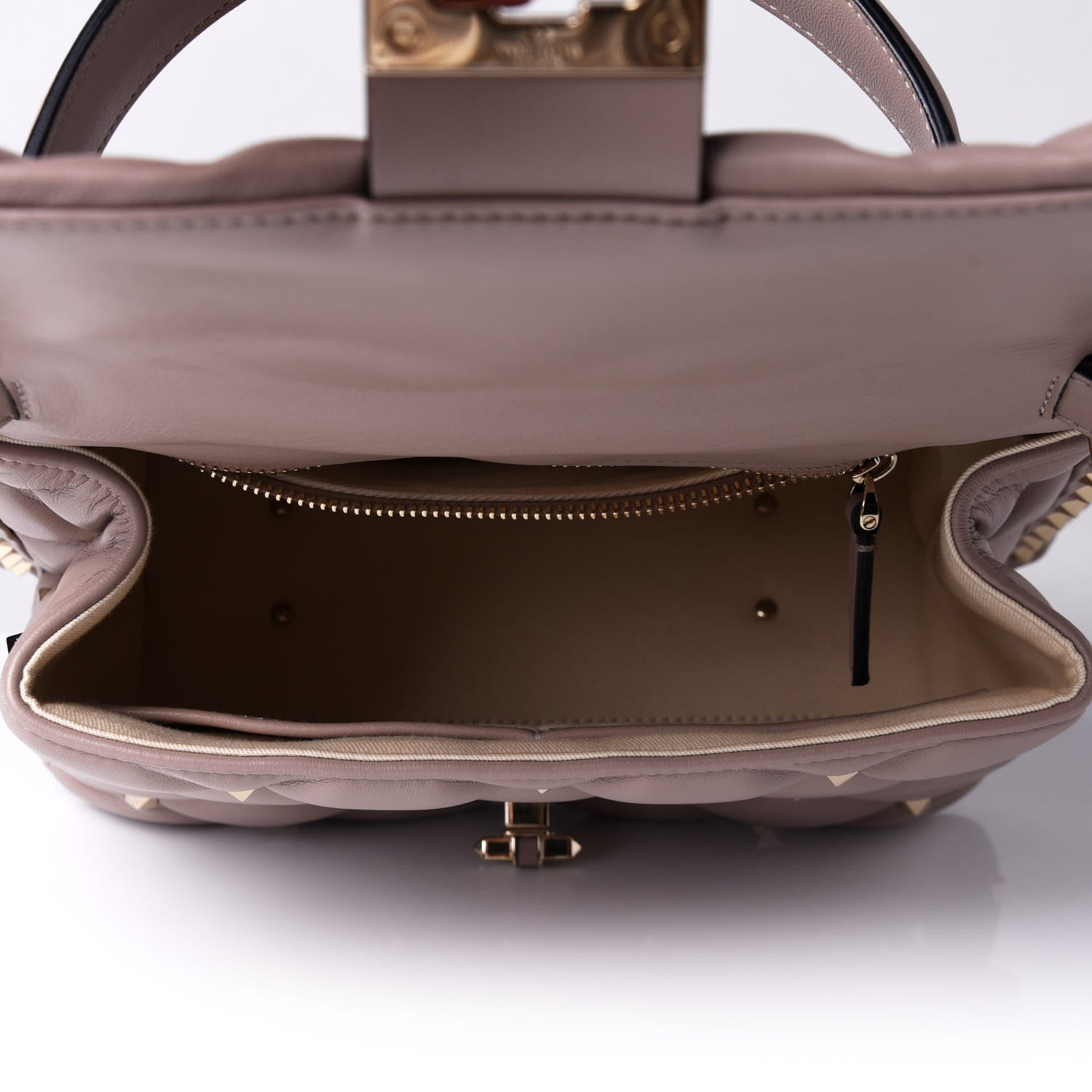 Valentino Garavani Nappa Medium Candystud Top Handle Bag Poudre 5 of 9