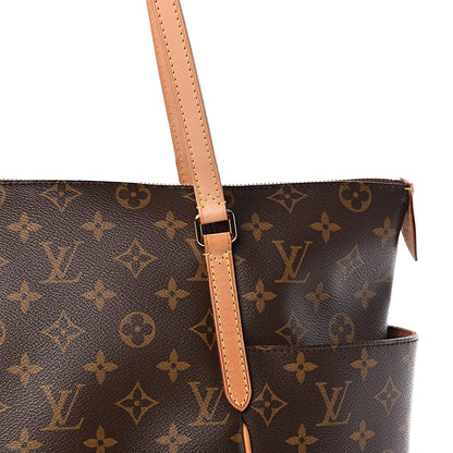 Louis Vuitton Monogram Totally MM 9 of 9