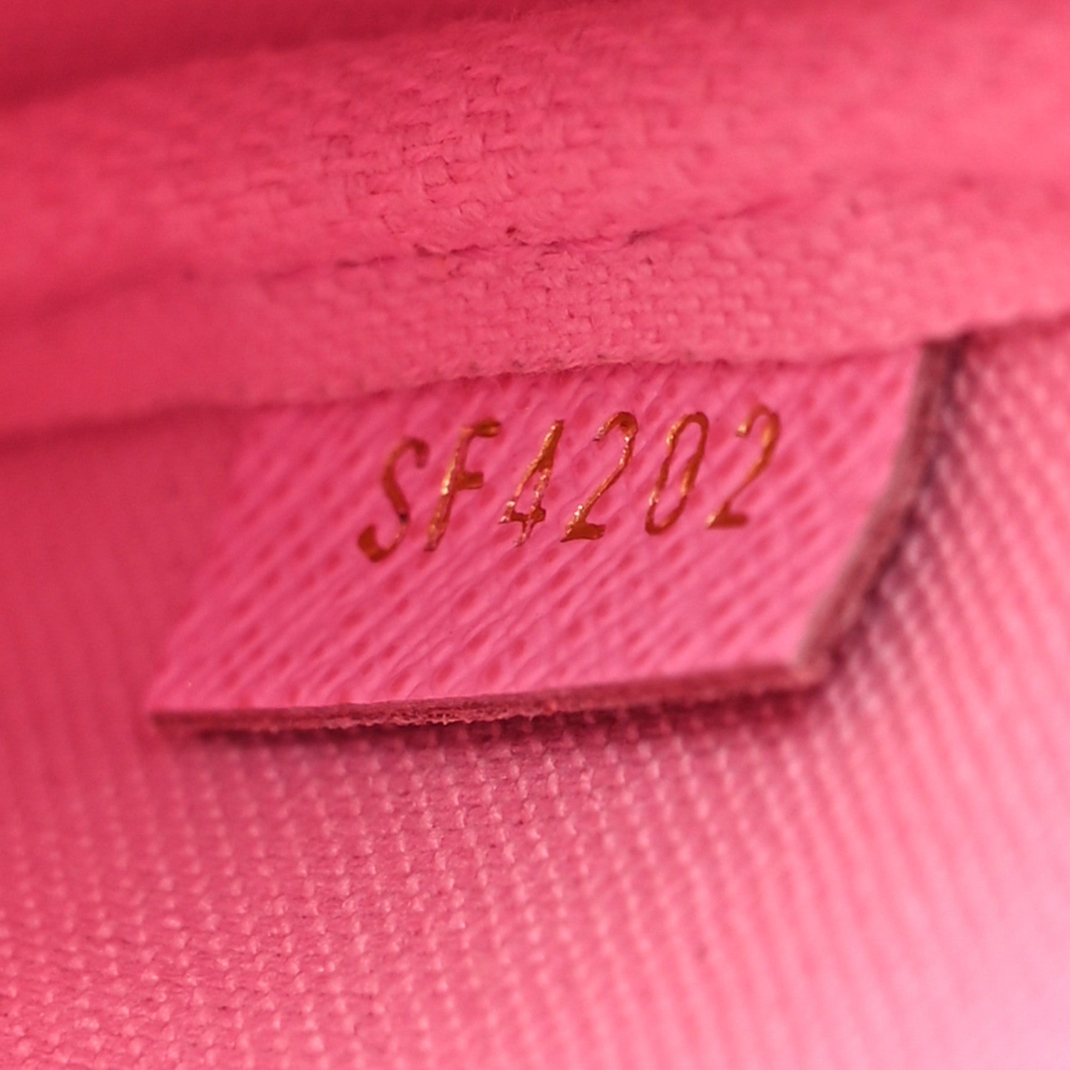 Louis Vuitton Monogram 2022 Christmas Animation Paris Mini Pochette Accessories Pink 6 of 9