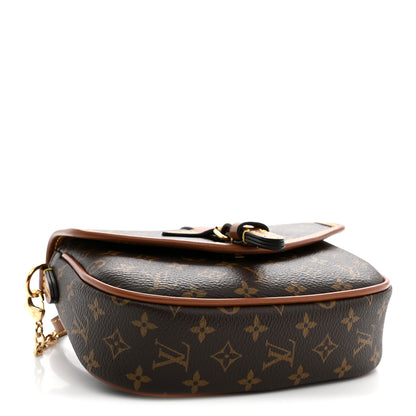 Louis Vuitton Monogram Solo 4 of 9