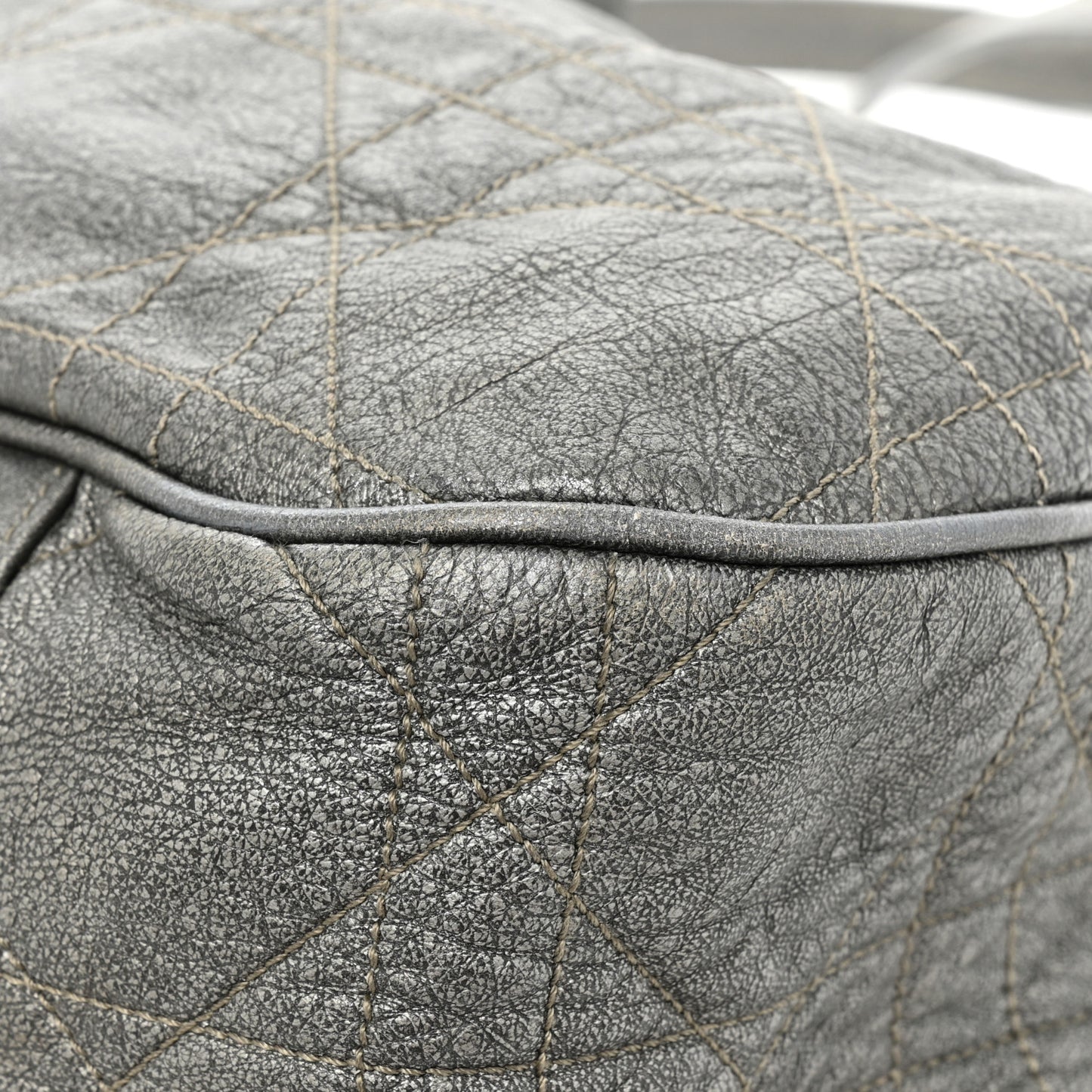 Metallic Lambskin Cannage Drawstring Bag Grey