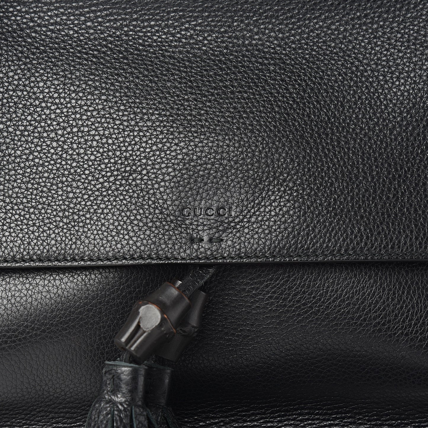 Pebbled Calfskin Medium Bamboo Daily Flap Shoulder Bag Black