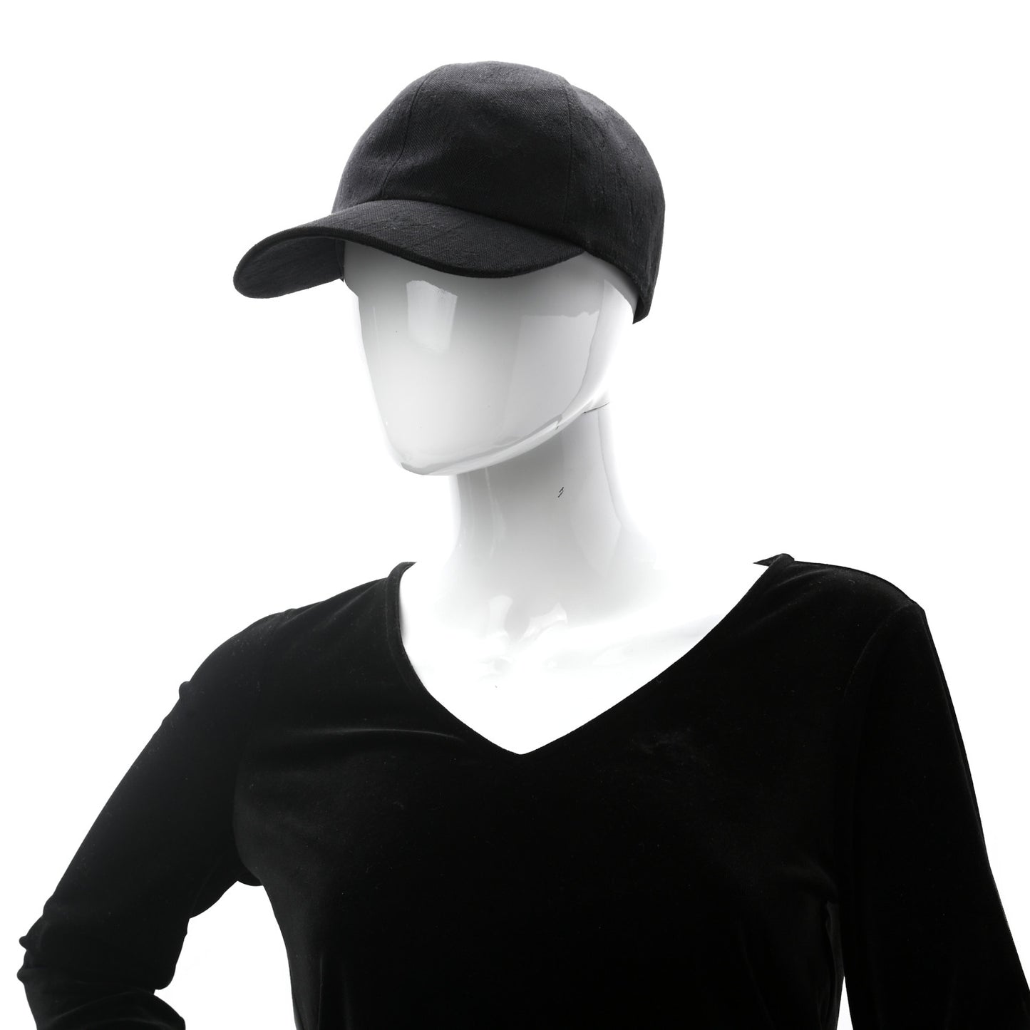 Monogram Essential Cap M Black