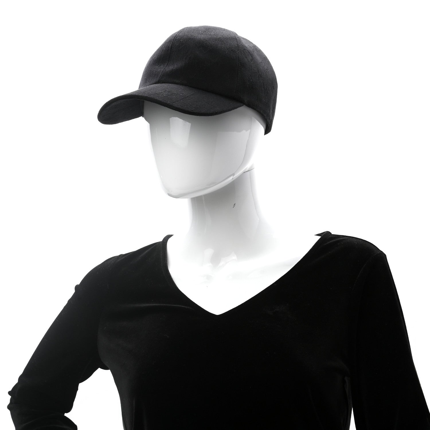 Louis Vuitton Monogram Essential Cap M Black 2 of 8