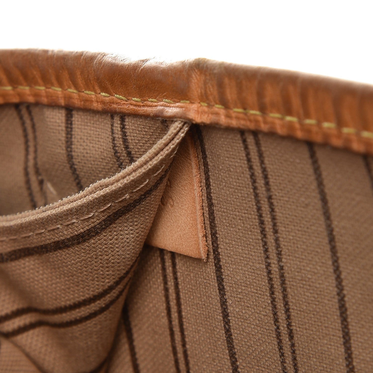 Louis Vuitton Monogram Neo Neverfull MM 8 of 17