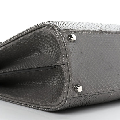 Gucci Elaphe Medium Zumi Top Handle Bag Dusty Grey 9 of 9
