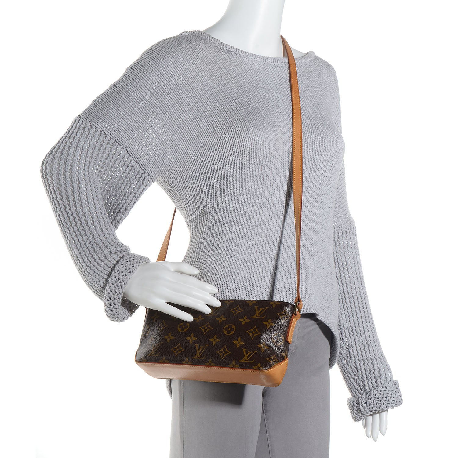 Louis Vuitton Monogram Trotteur 2 of 7