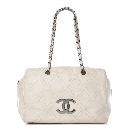 Chanel Calfskin Large Diamond Stitch Tote White 1 of 17