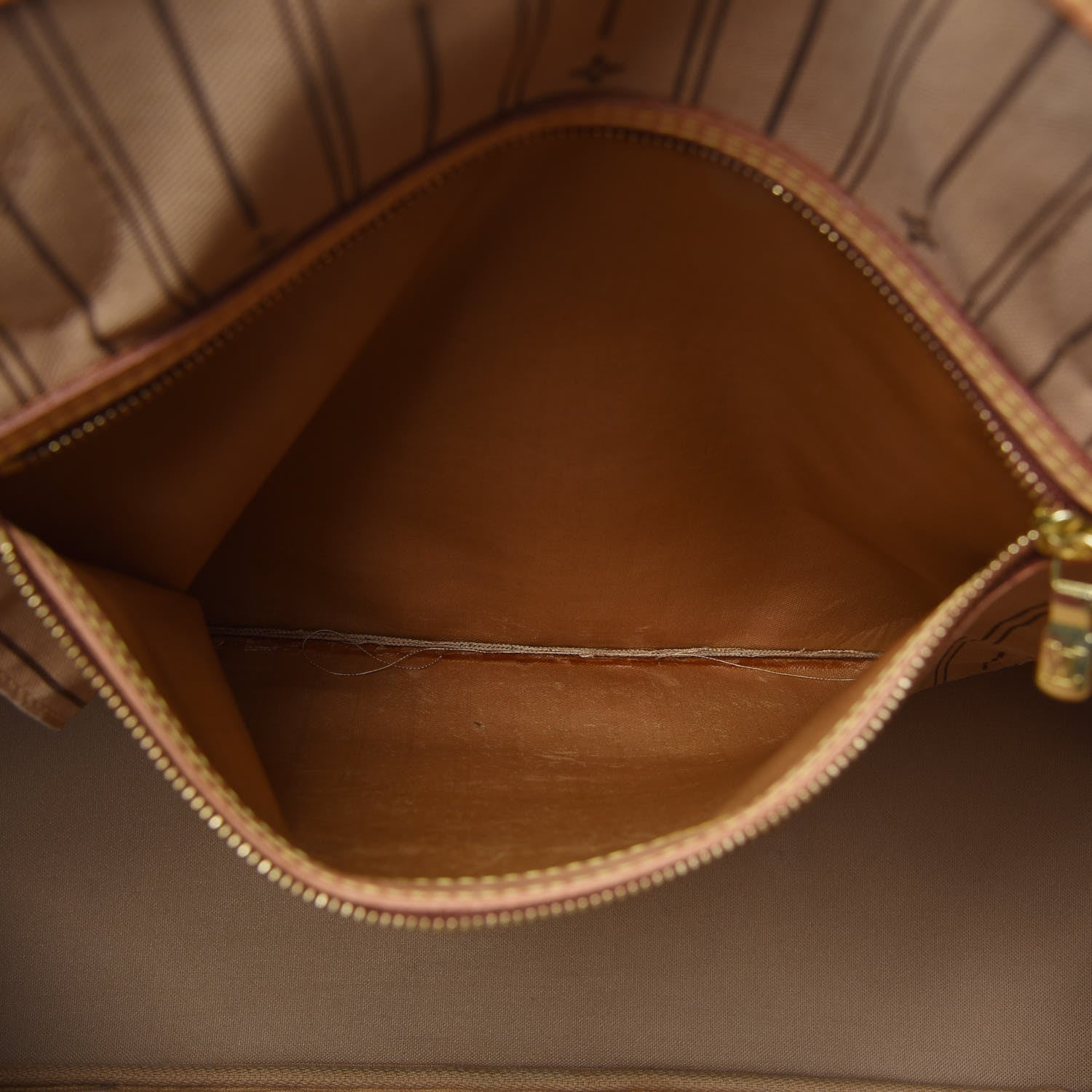 Louis Vuitton Monogram Neverfull GM 8 of 19