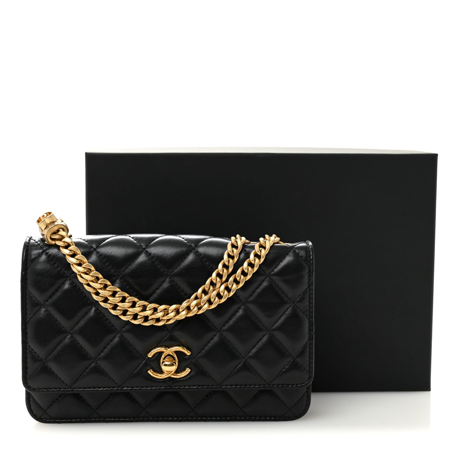 Lambskin Quilted Pillow Crush Wallet On Chain WOC Black