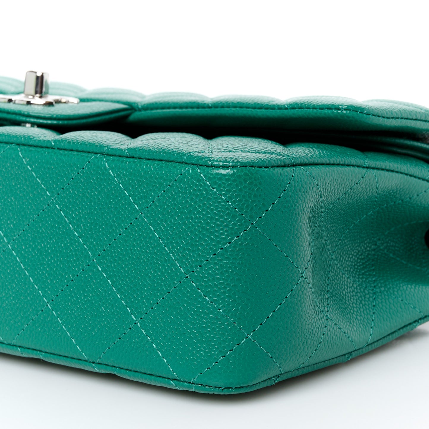 Caviar Quilted Medium Double Flap Green