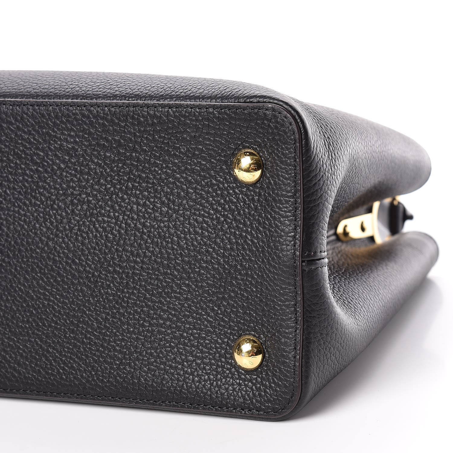 Louis Vuitton Taurillon Capucines MM Black 7 of 11