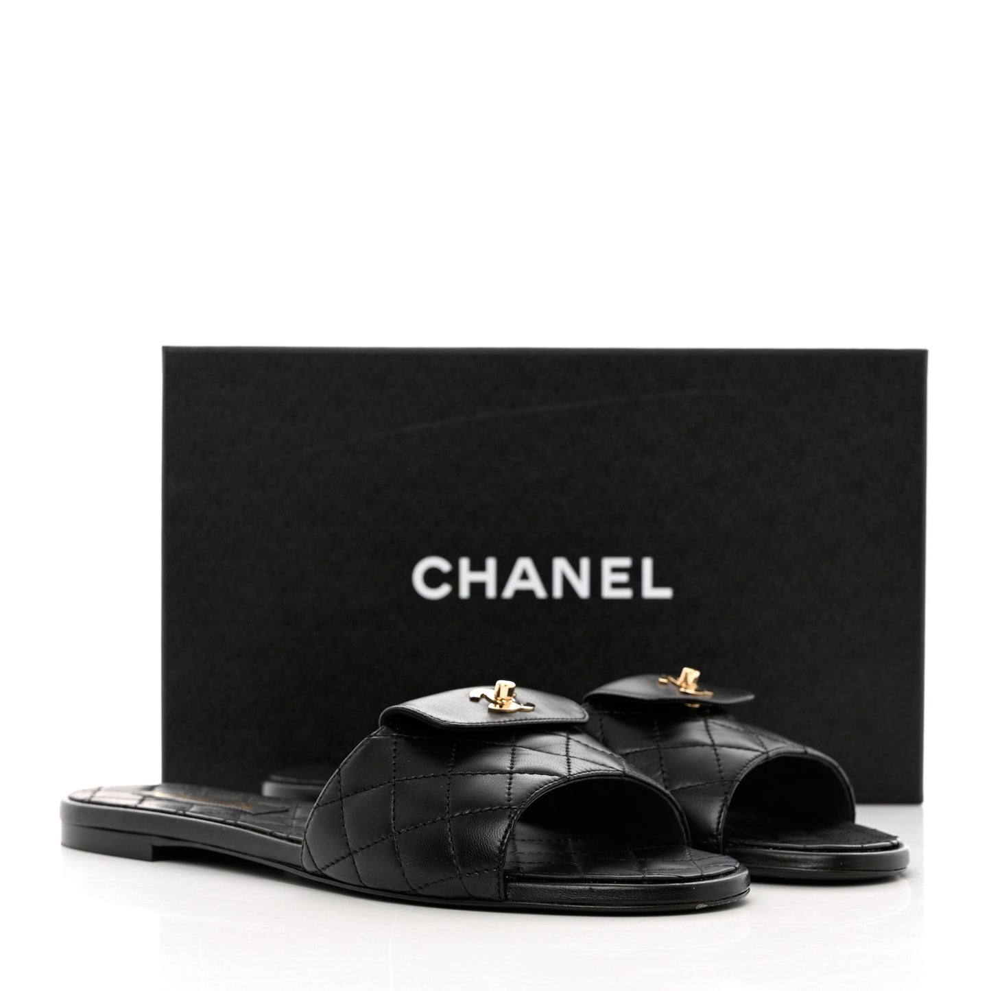 Lambskin Quilted CC Turnlock Sandals 41 Black