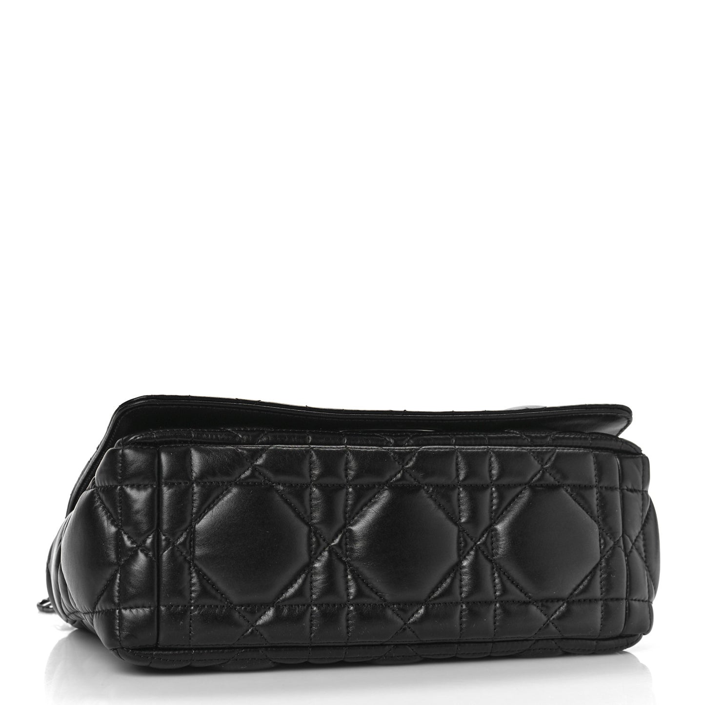 Calfskin Macrocannage Medium Caro Bag Black