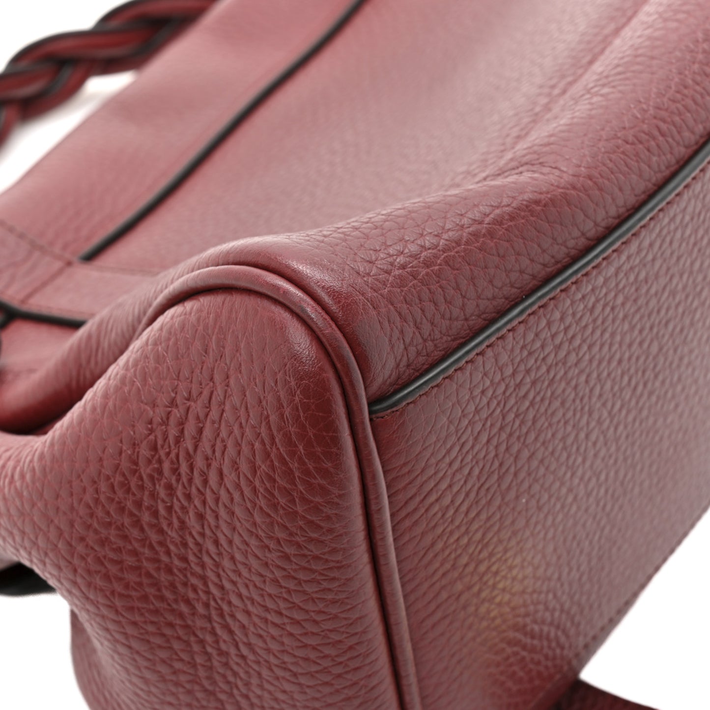 Heavy Grain Medium Alexa Crimson