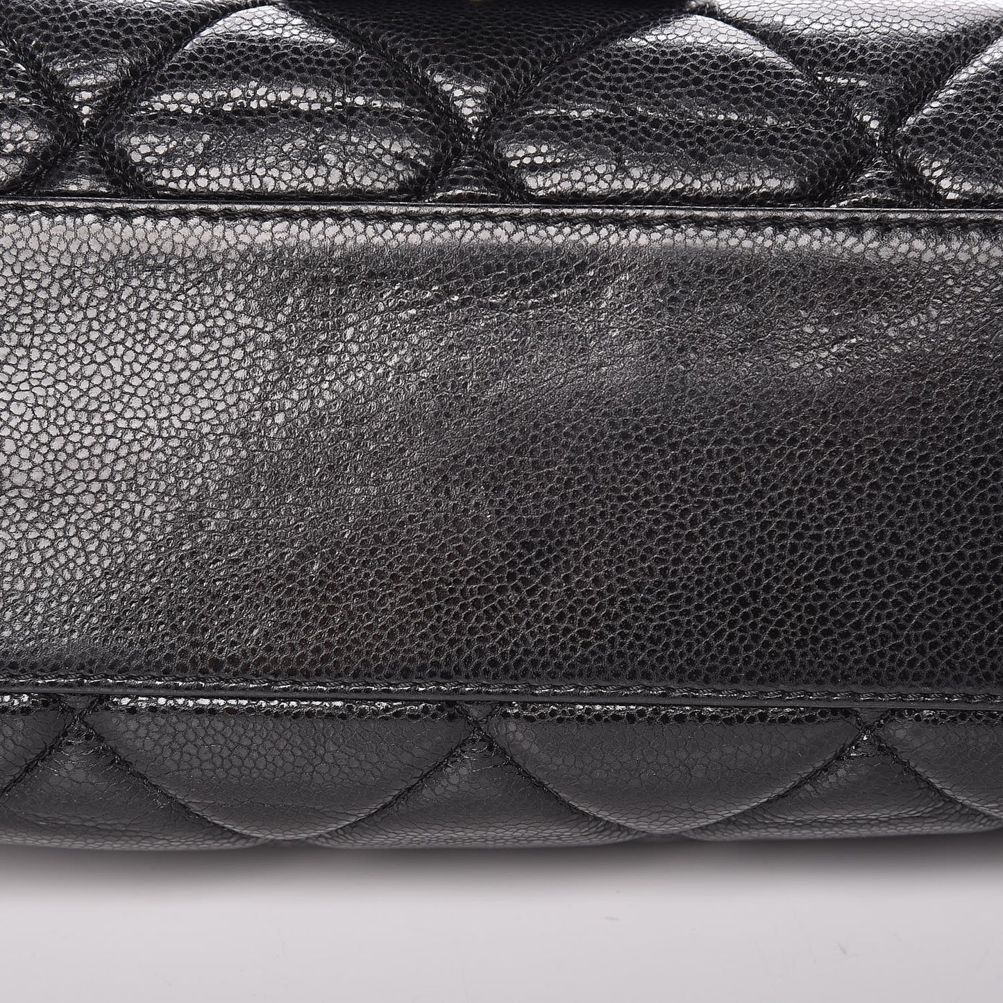 Glazed Caviar Medium Nature Flap Bag Black